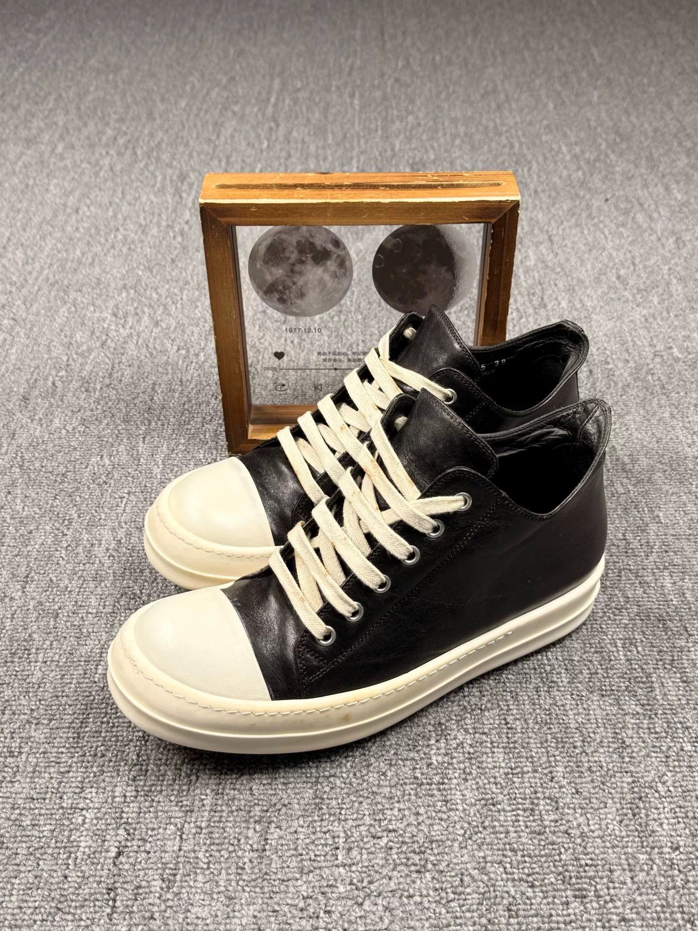 Rick Owens Rick Owens Leather Black Lowtop Sneakers 5.5 Men Size US 5.5 / EU 38 - 1 Thumbnail