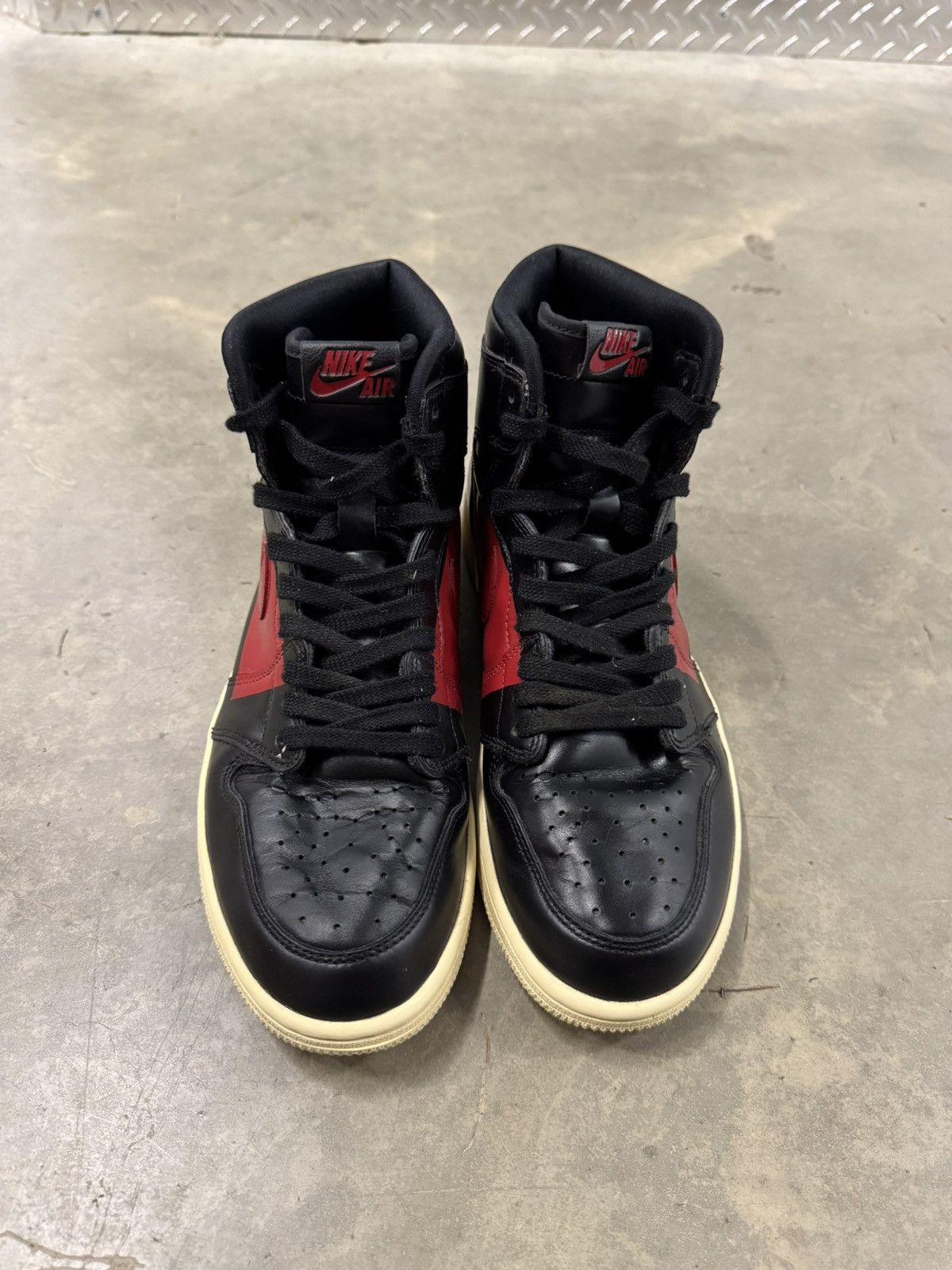Jordan Brand Jordan 1 Retro High OG Couture Size 10 Size US 10 / EU 43 - 4 Thumbnail