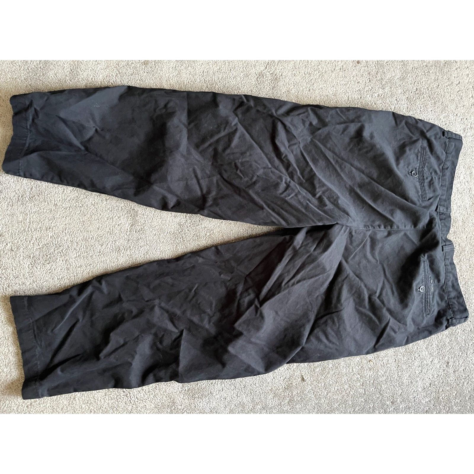 Chaps MEN'S CHAPS Chino pants, 40 x 30 Black Solid Flat Front Pants Regular 40 Black Mens Khakis Flat Front VINTAGE Size US 40 / EU 56 - 3 Thumbnail