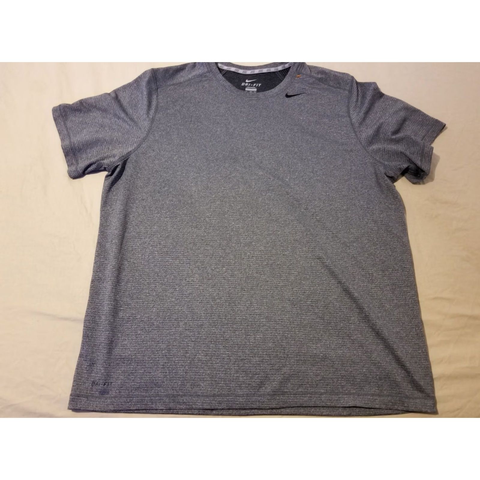 Nike Nike Shirt Mens Athletic Gym Workout Gray 2XL XXL Dri-Fit Sports Size US XXL / EU 58 / 5 - 2 Thumbnail