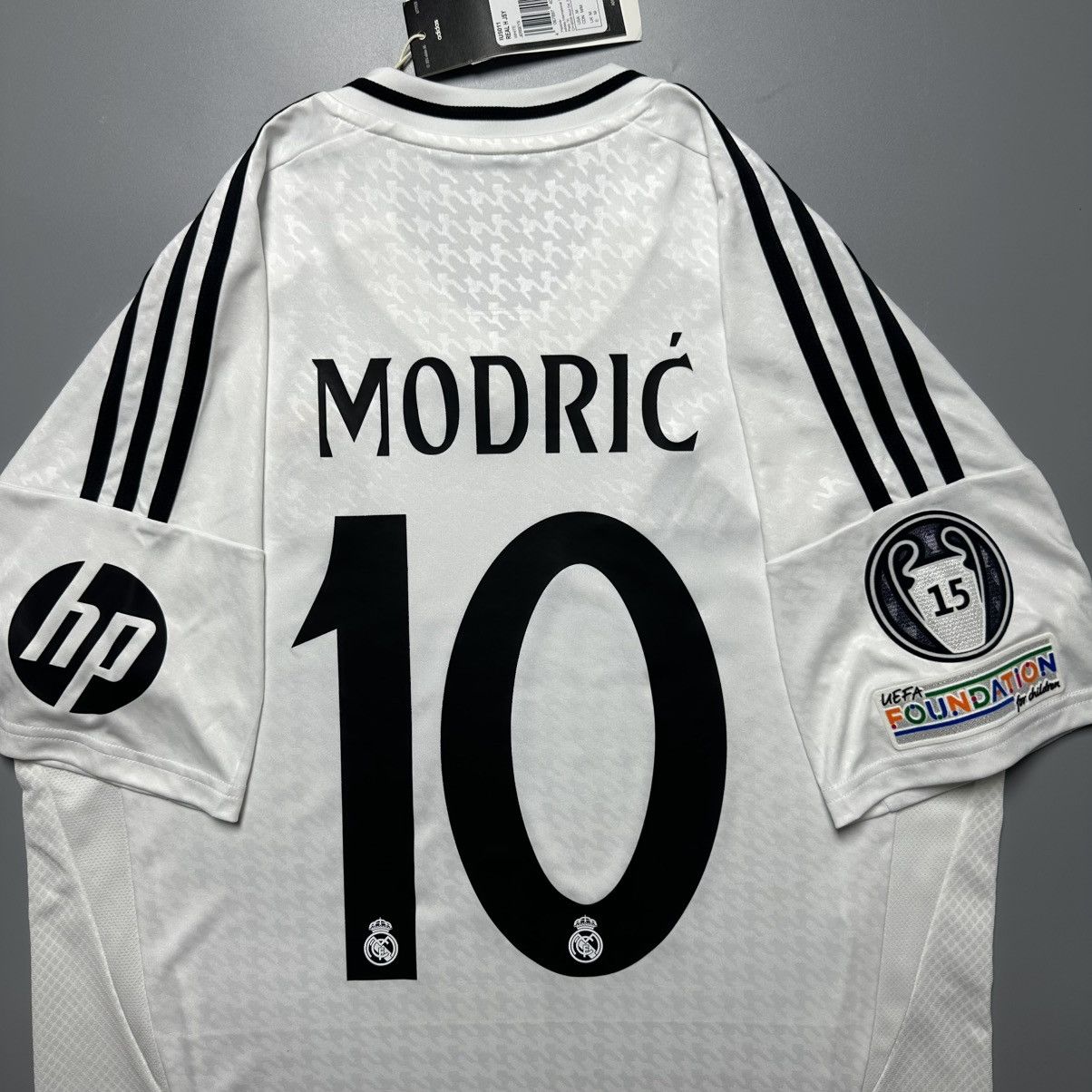 Adidas REAL MADRID ADIDAS 2024/2025 FOOTBALL HOME JERSEY #10 MODRIC Size US M / EU 48-50 / 2 - 8 Thumbnail