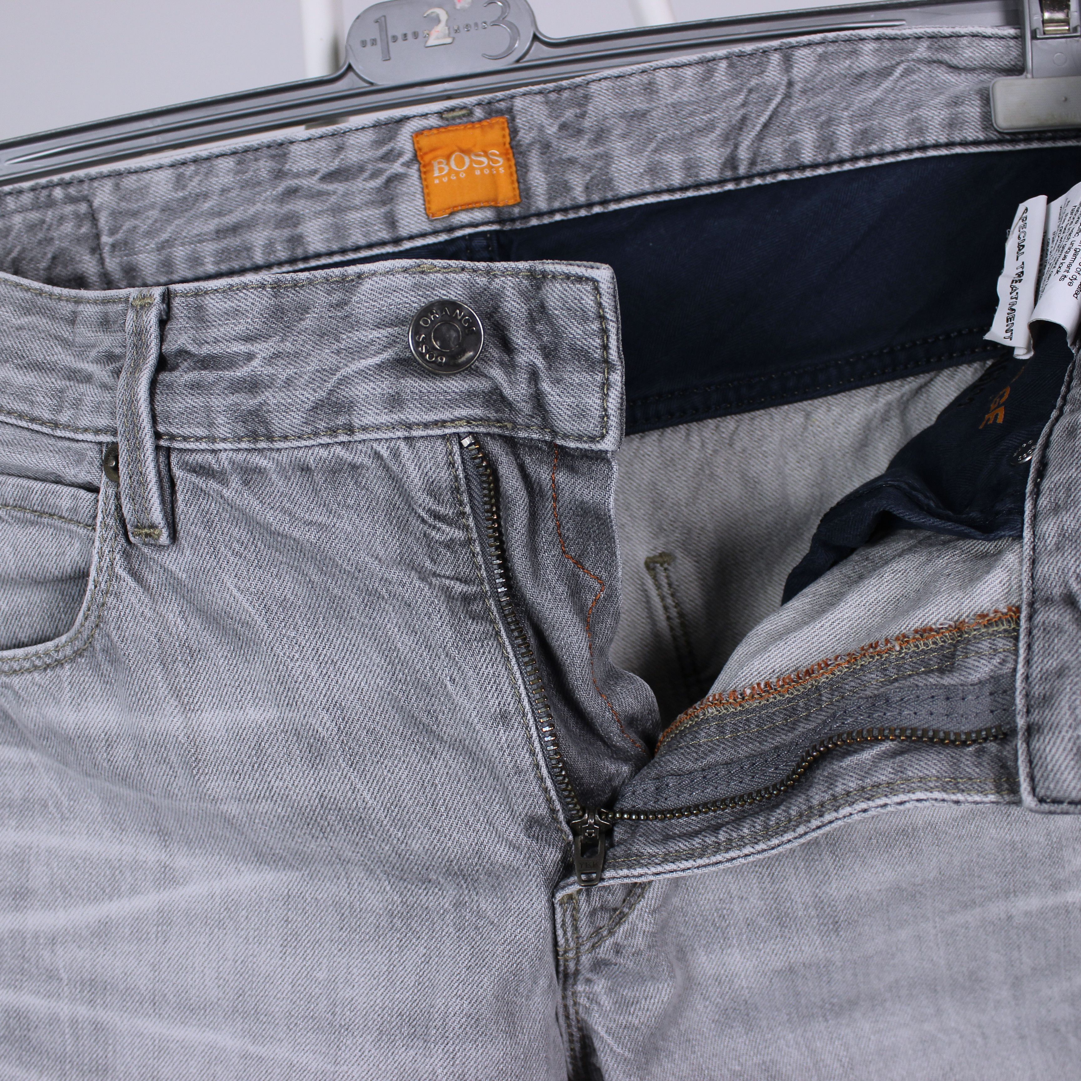Hugo Boss Hugo Boss denim men jeans rare 32 gray light Size US 32 / EU 48 - 11 Thumbnail