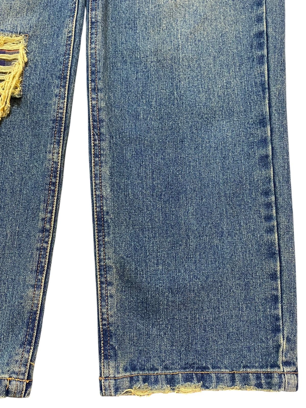 Japanese Brand Vintage Japanese Brands Mud Wash Distressed Denim Jeans Size US 31 - 12 Thumbnail