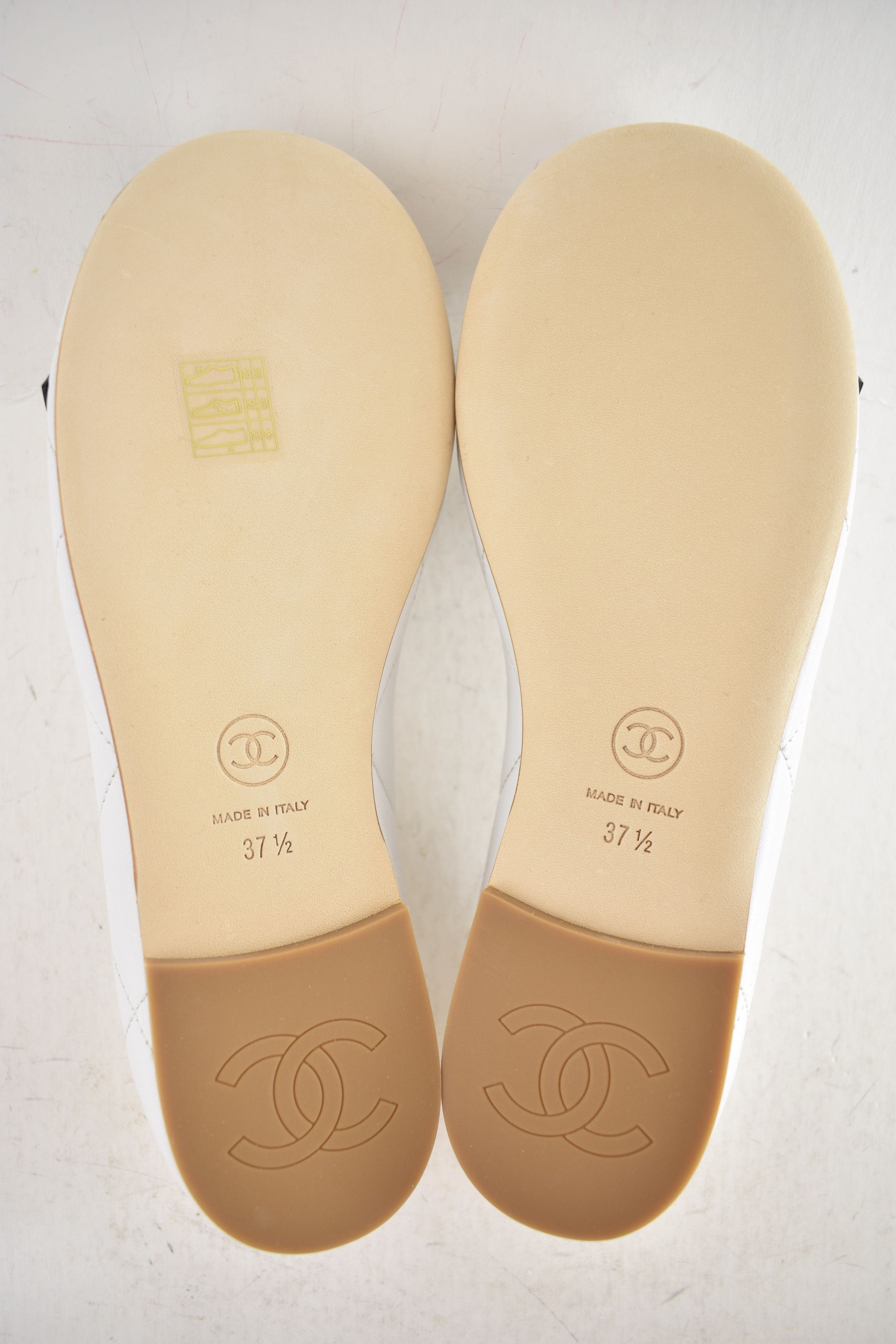 Chanel 26M Coco Beach Cambon Black Logo Ballet Ballerina Flat 37.5 Size US 7.5 / IT 37.5 - 23 Thumbnail