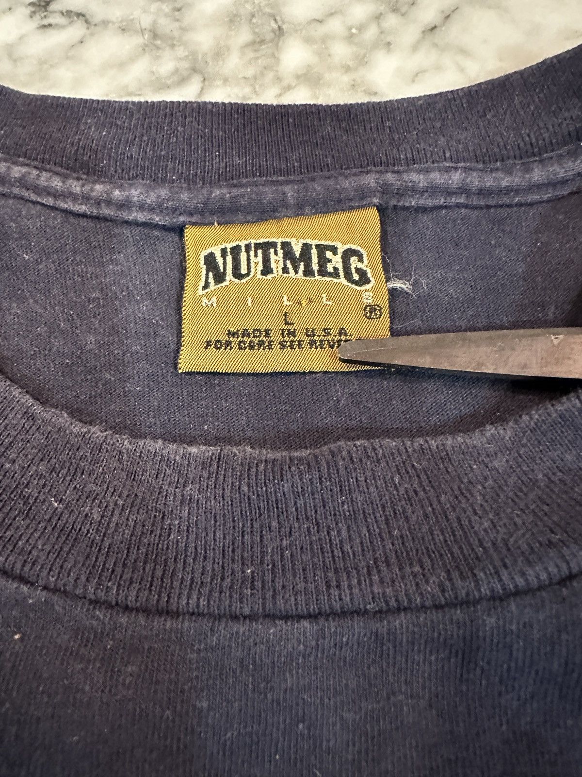 Vintage Notre Dame Fighting Irish Tee Nutmeg Mills USA L