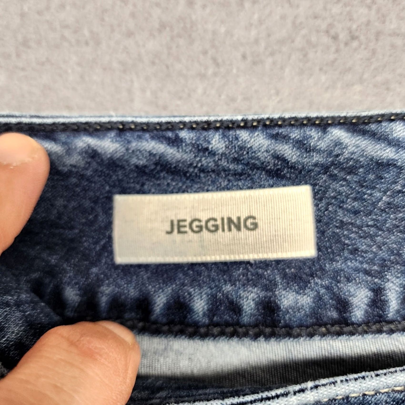Torrid Torrid Jeans Jegging Women Plus Size 22S Blue Denim Stretch Casual Preppy Jeans 38 in Waist 27 in Inseam Womens Size 40" / US 18 - 4 Thumbnail