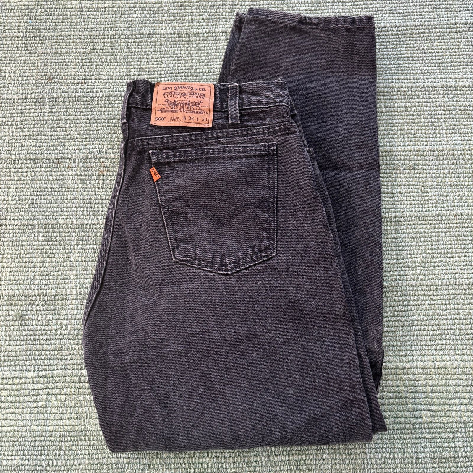 Levi's × Vintage Vintage 90s Black Levi's 560 Loose Fit Taper Jeans 36x30 Size 36" / US 14 / IT 50 - 1 Thumbnail