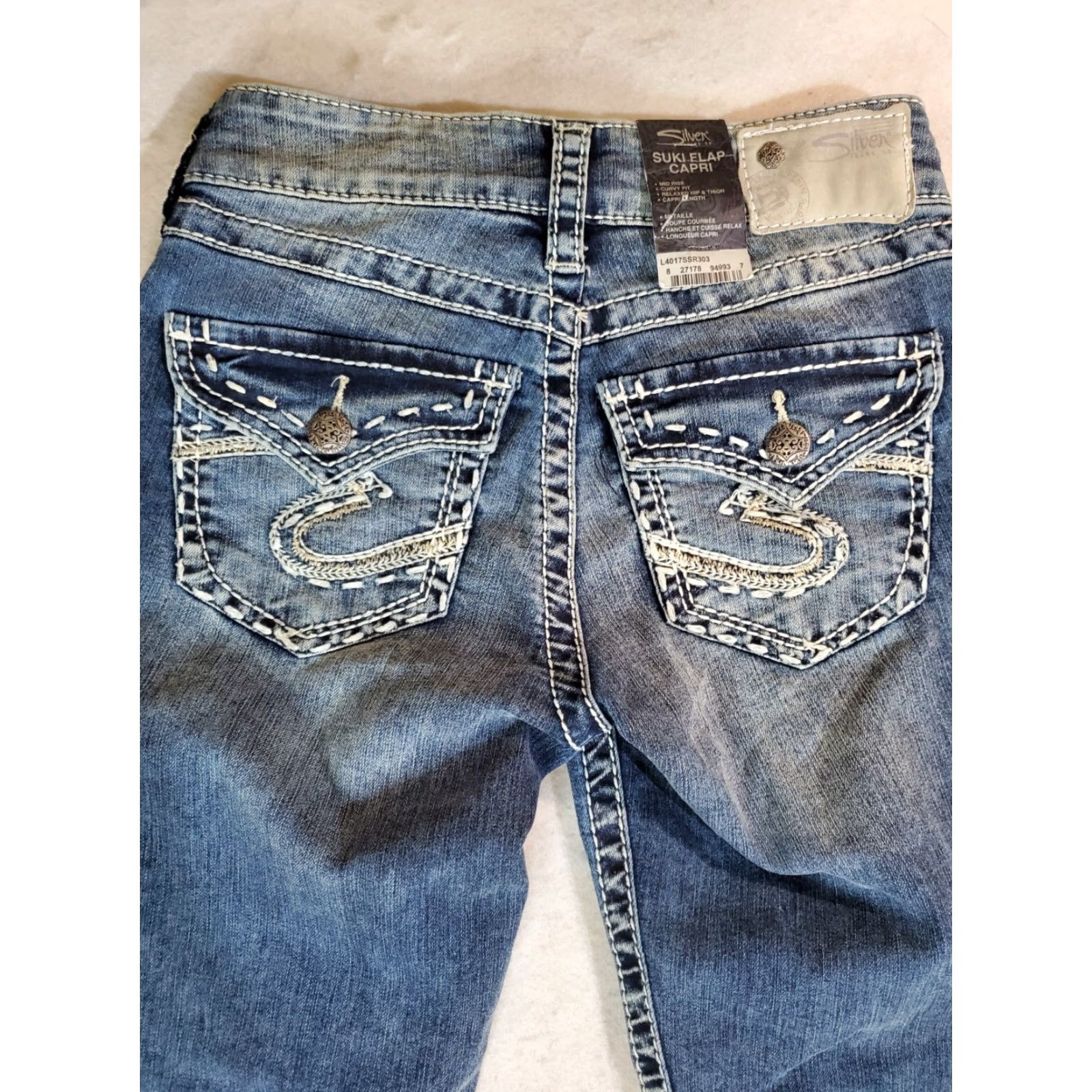 Vintage NWT Silver Signature Capri Jeans -Suki Flap Capri- Distressed Women's Size 25 Jeans Capri Blue 25 Size 42" / US 20 - 6 Thumbnail