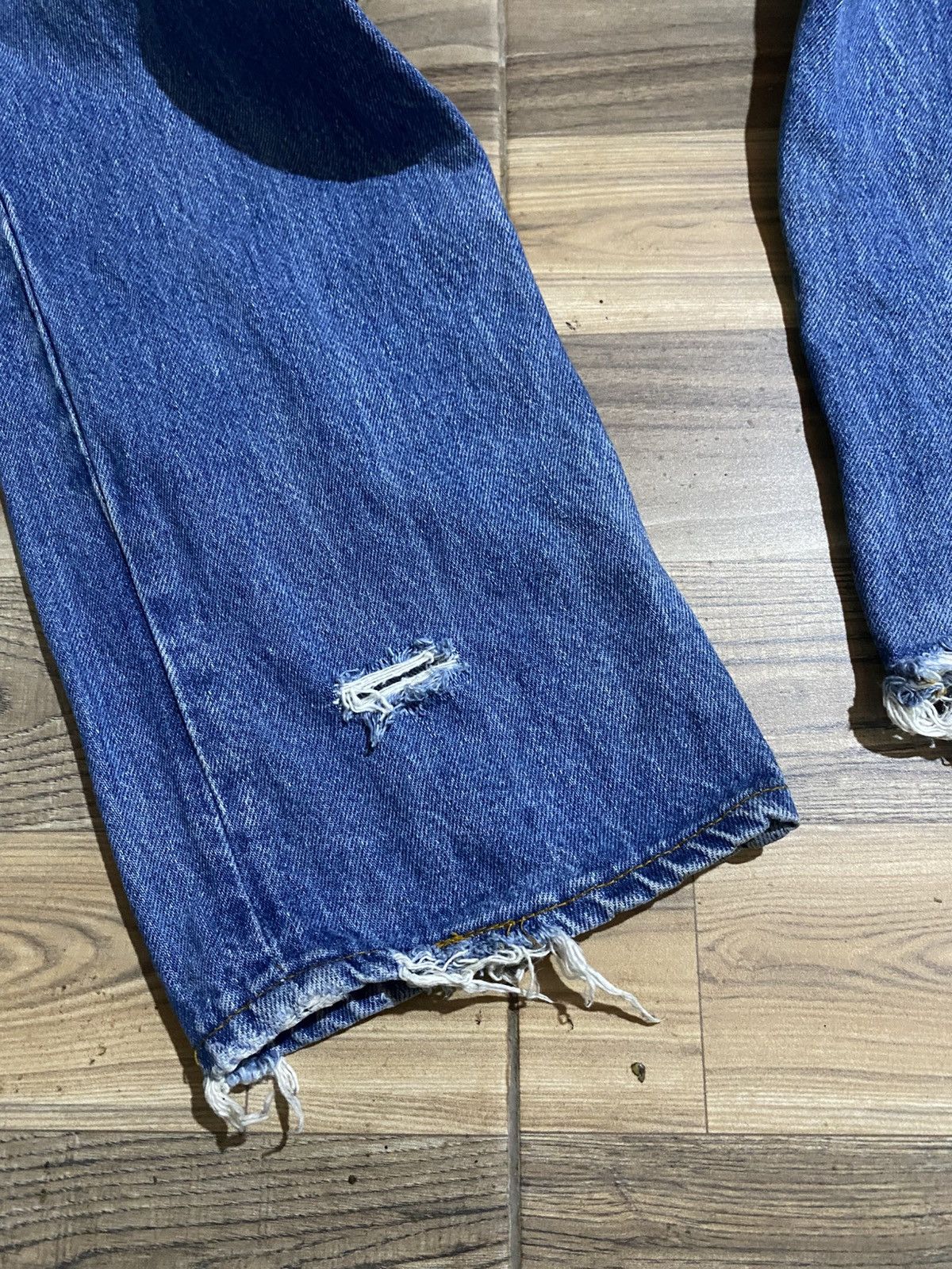 Levi's × Levi's Vintage Clothing × Vintage VINTAGE LEVIS 501 365 DISTRESSED JEANS Size US 29 - 5 Thumbnail