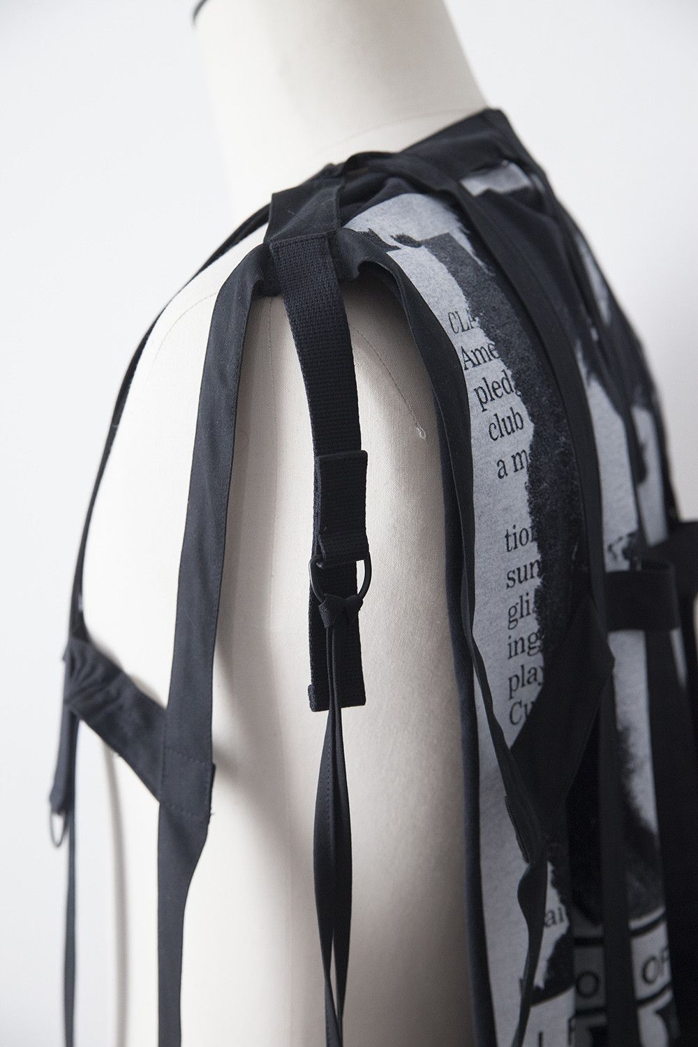 Raf Simons SS03 Consumed cargo vest Size US L / EU 52-54 / 3 - 8 Thumbnail