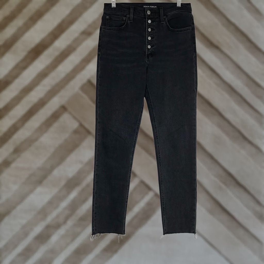 Vintage VINTAGE? No. Denim Forum The Yoko High Rise Slim Jeans Black Button Fly Raw Hem Size 27 Size 27" / US 4 / IT 40 - 1 Thumbnail