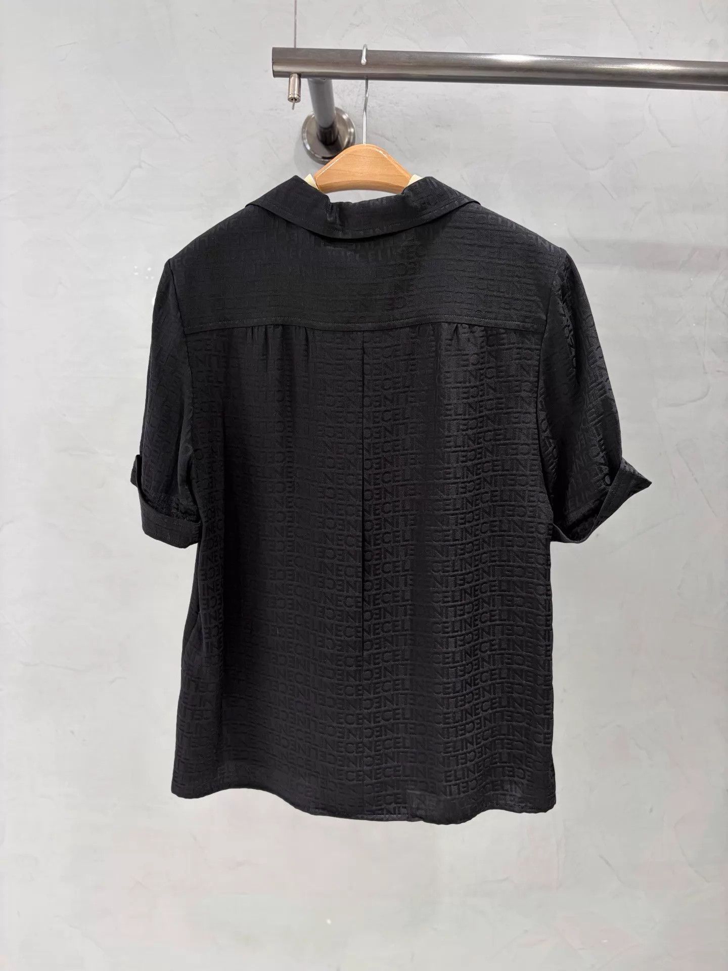 Celine CELINE silk all-over logo short-sleeve deadstock shirt 34 Size XXS / US 00 / IT 34 - 6 Thumbnail