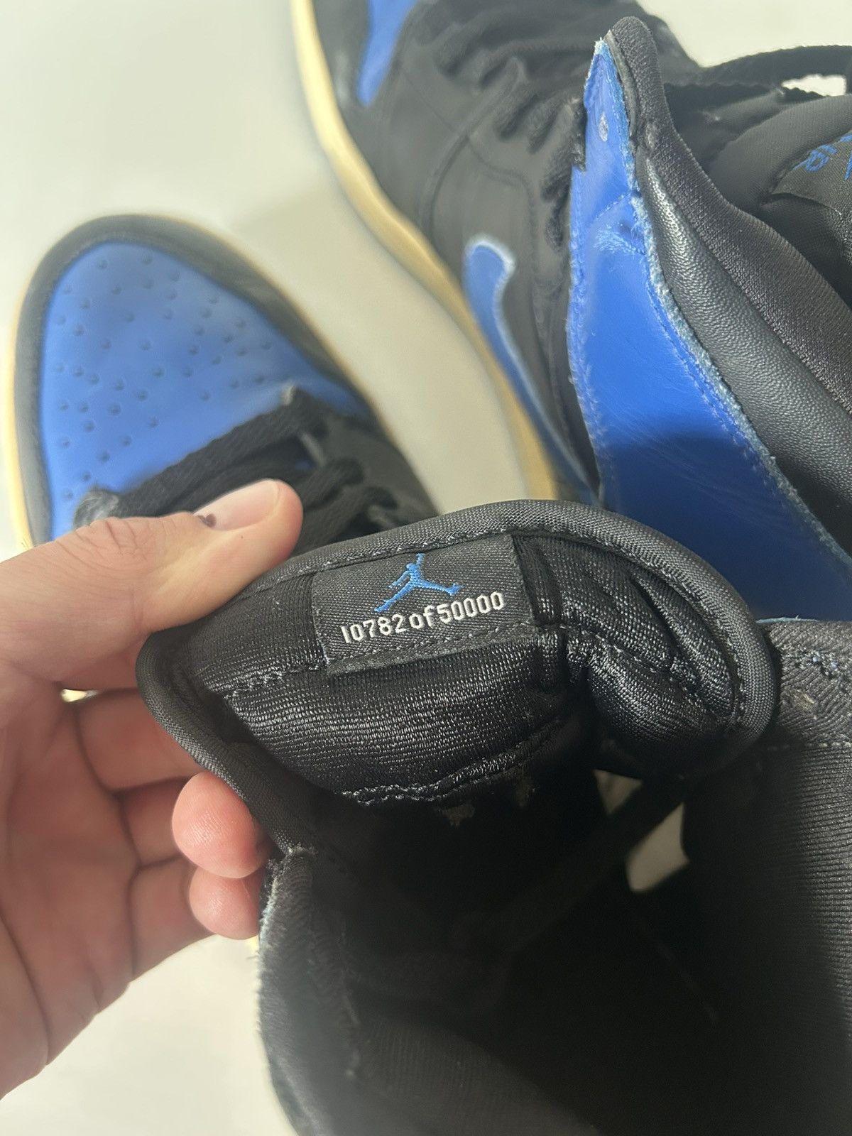 Jordan Brand Jordan 1 Retro High Royal 2001 Size US 10.5 / EU 43-44 - 8 Thumbnail