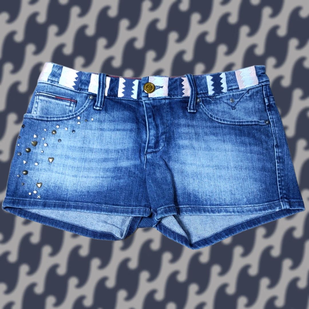 Tommy Hilfiger Tommy Hilfiger Womens Blue Denim Shorts Size 28 Low Rise Size 28" / US 6 / IT 42 - 1 Thumbnail