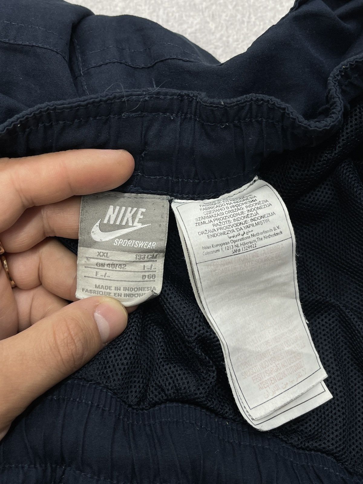 Nike Vintage Nike Nylon Sweatpants Navy Drill Y2K ACG TECH Size US 38 / EU 54 - 13 Thumbnail