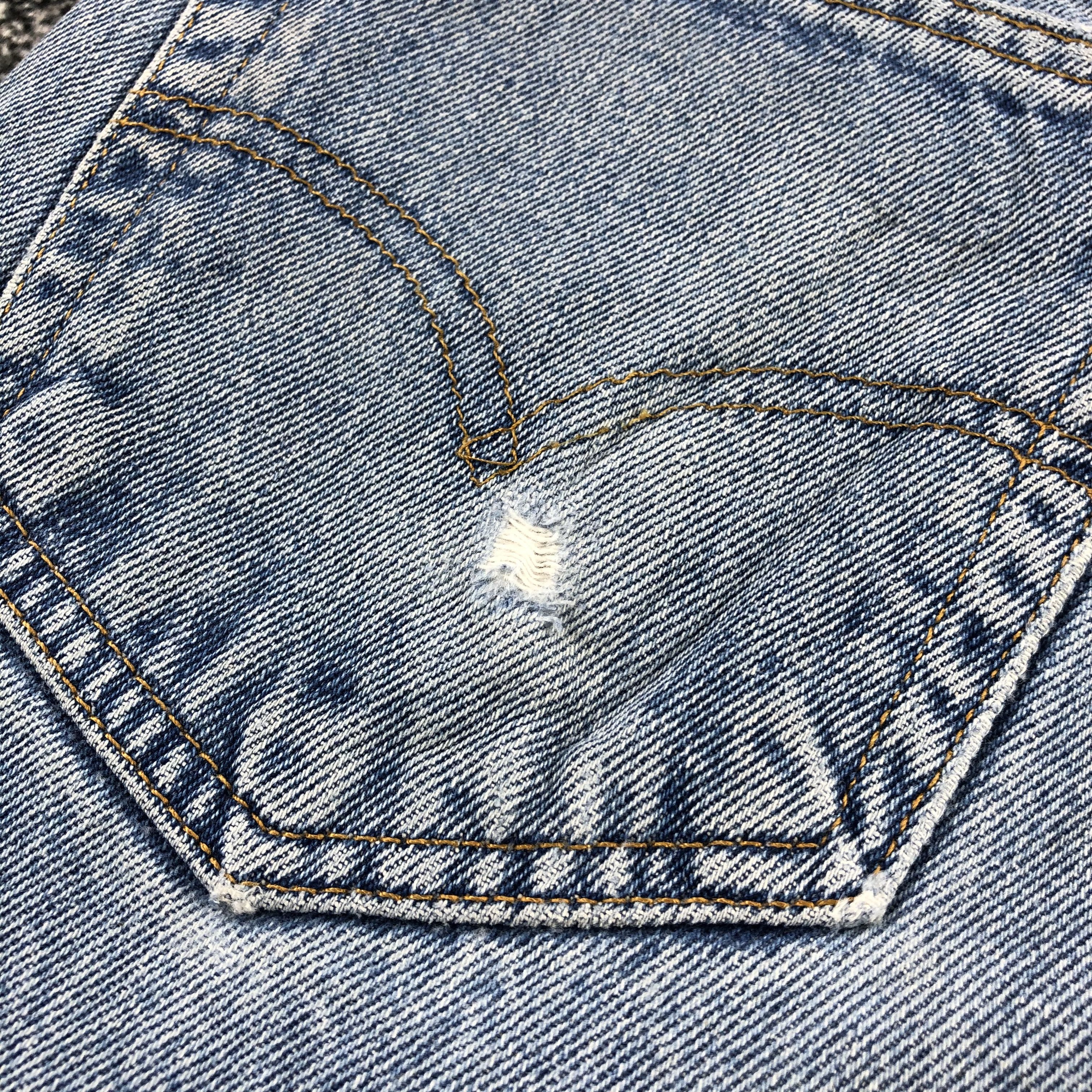 Levi's Vintage 90s Levis 505 Jeans Dirty Faded Blue Denim KJ807 Size US 34 / EU 50 - 8 Thumbnail