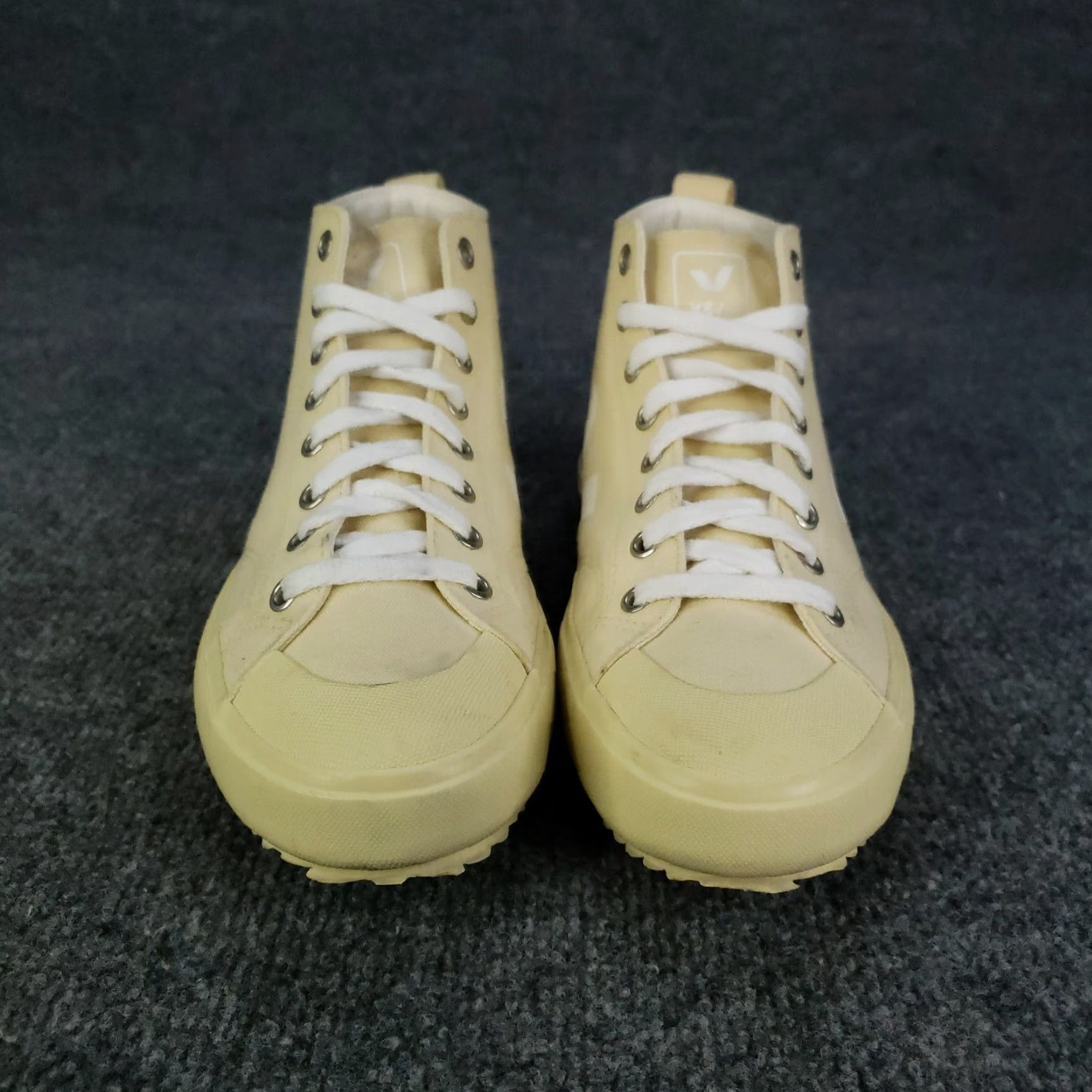 Veja VEJA Nova High Top Sneakers Womens Size 8 Butter Yellow White VEJA Nova Sneaker Size M / US 6-8 / IT 42-44 - 2 Thumbnail
