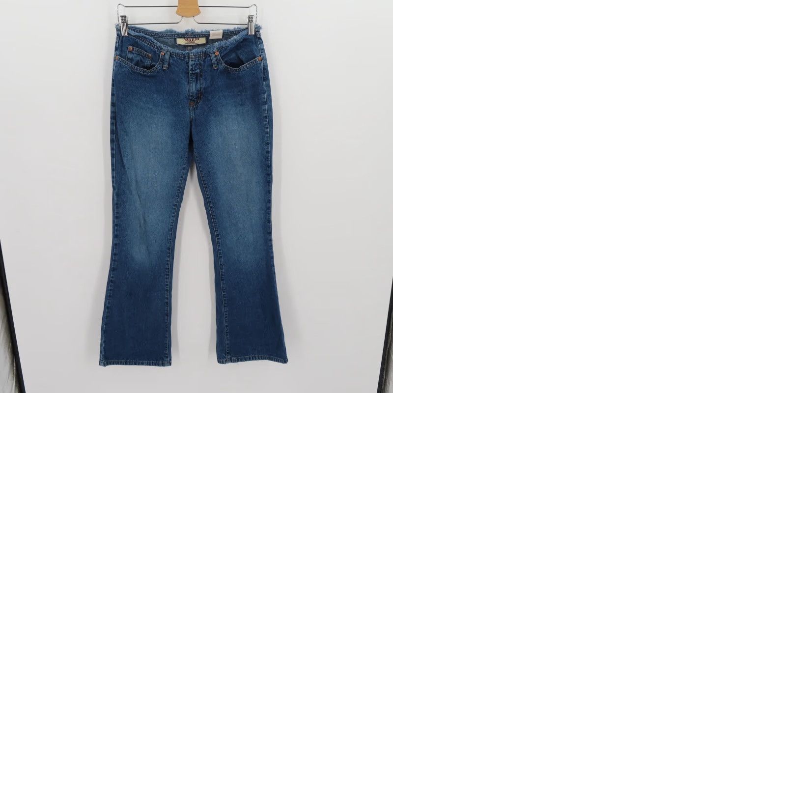 Vintage VINTAGE Paris Blues Jeans Bootcut Junior's 7 Womens Blue Denim 5-Pocket Rise 8" Inseam 31" Y2K 2000s Cleared Hem Raw Waist Low Rise Size 28" / US 6 / IT 42 - 9 Thumbnail