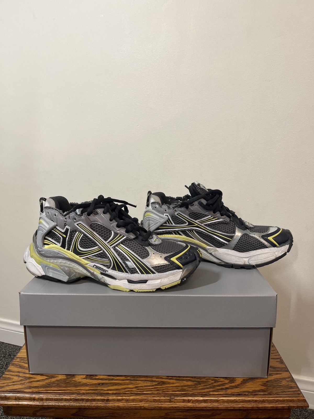 Balenciaga Runners in Gray/Yellow Size US 10 / EU 43 - 1 Thumbnail