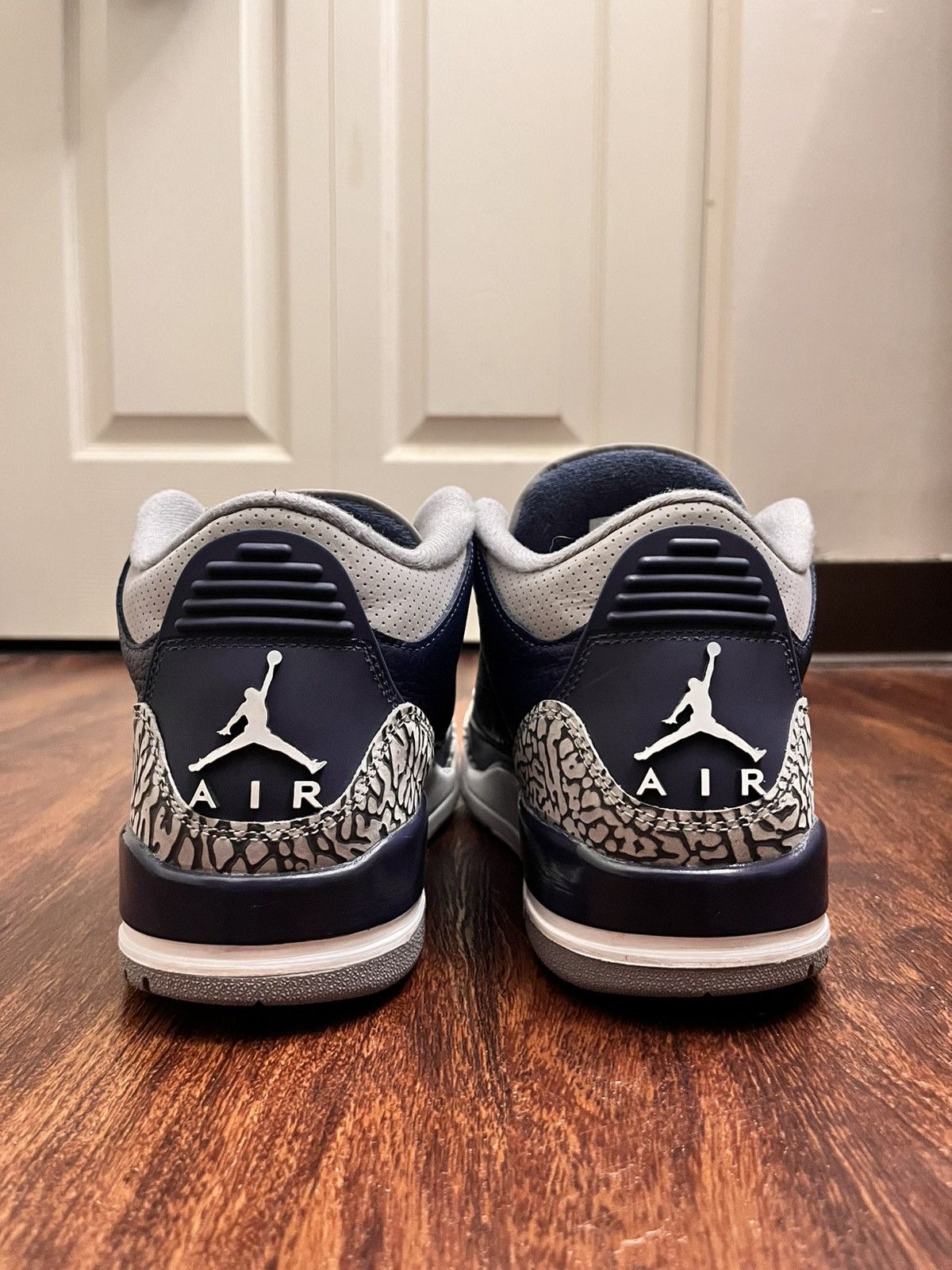 Jordan Brand Jordan 3s Size US 8.5 / EU 41-42 - 4 Thumbnail