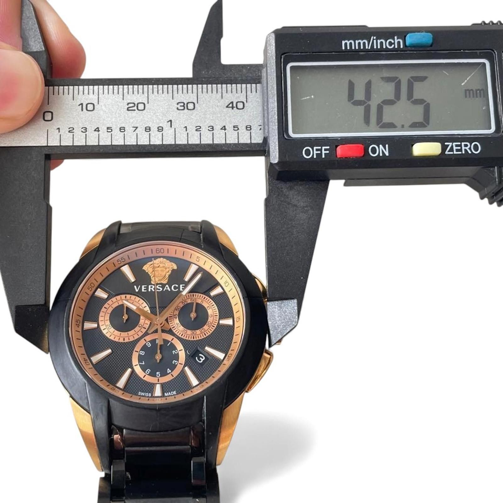 Versace Versace - Men's Black and Gold Chronograph Watch Size ONE SIZE - 5 Thumbnail