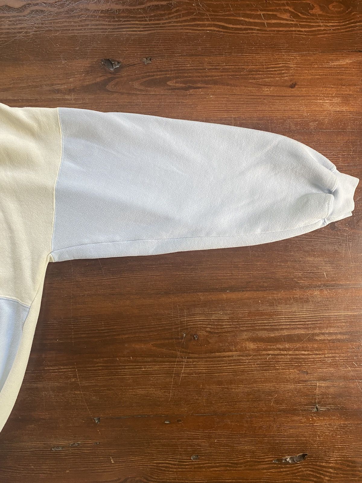 Vintage Vintage 80’s White & Blue Women’s Crewneck Sweatshirt Size M / US 6-8 / IT 42-44 - 7 Thumbnail