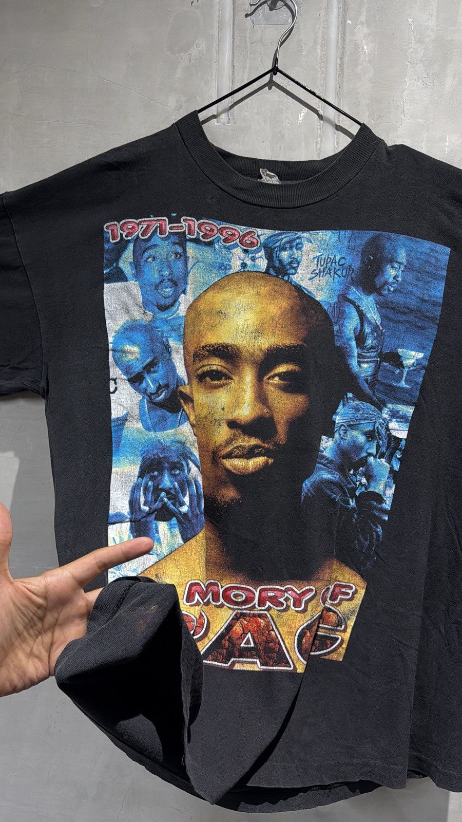 Rap Tees Vintage 90s 2pac Memorial Rap Tee Size US XL / EU 56 / 4 - 16 Thumbnail