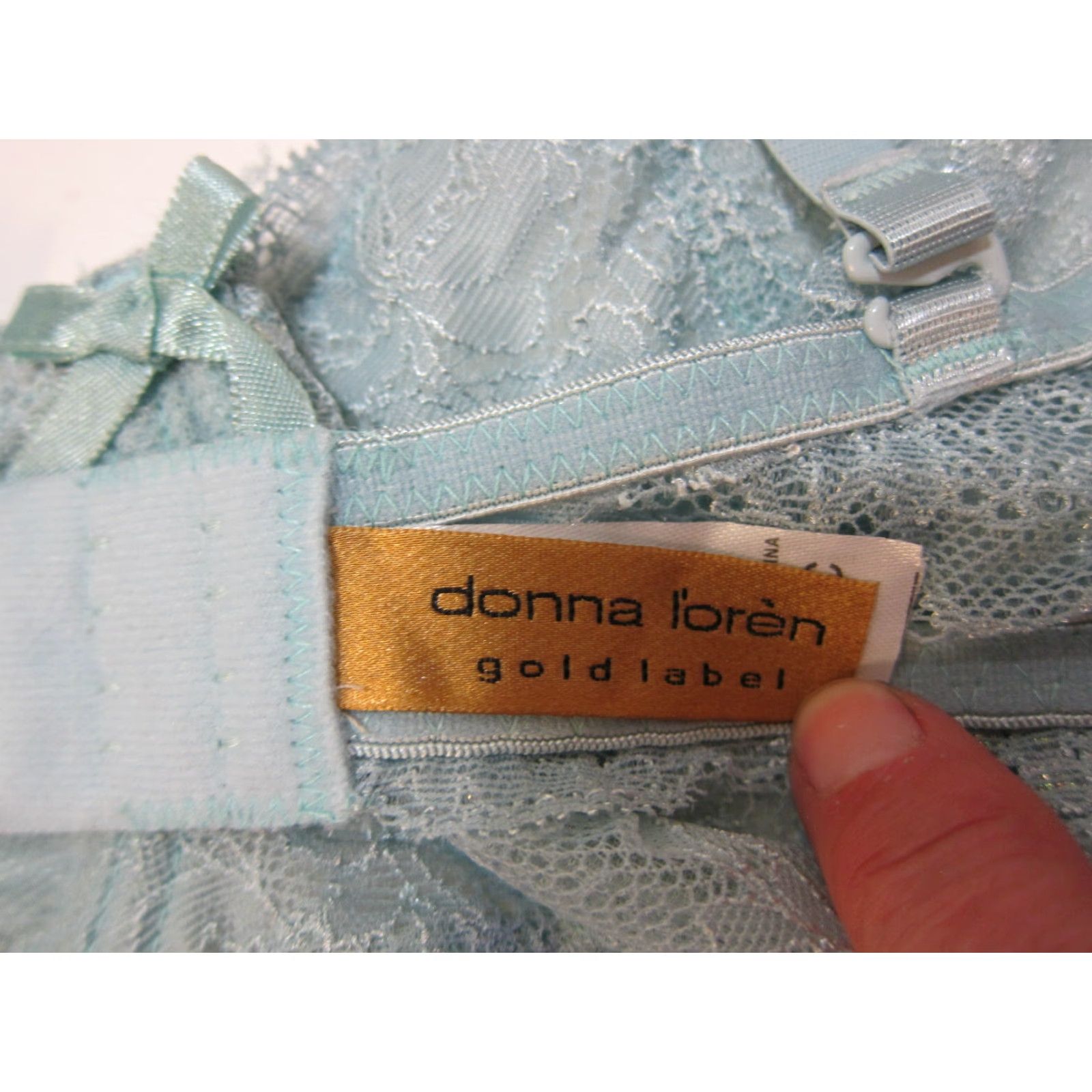 Vintage Donna Loren Gold Label Blue Lace Embroidered Underwire Bra Women 36C Size 36C Adjustable Strap Balconette Size ONE SIZE - 3 Thumbnail