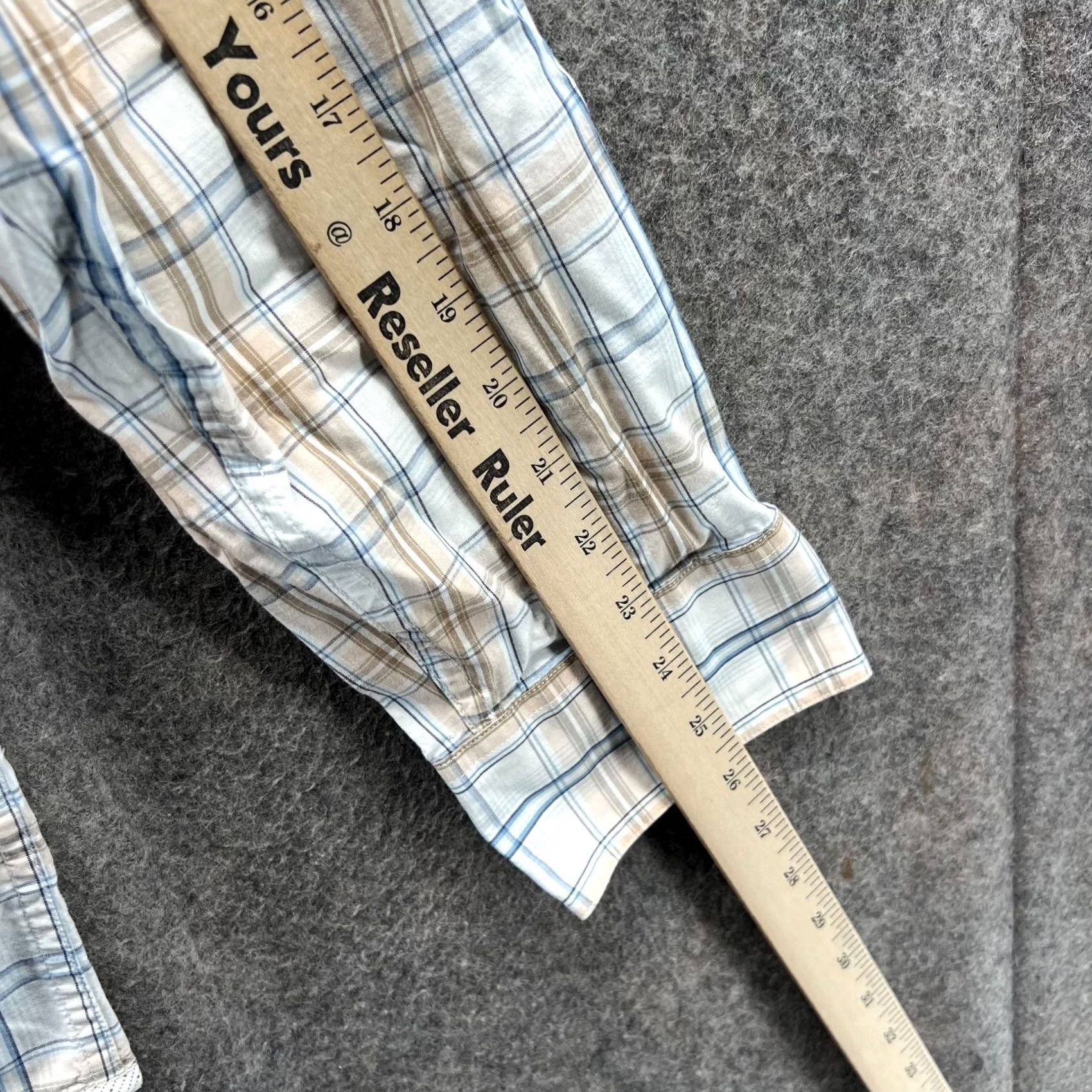 Banana Republic VINTAGE? No. Banana Republic Shirt Mens XL White Blue Button Down Preppy Plaid Classic Size US XL / EU 56 / 4 - 5 Thumbnail