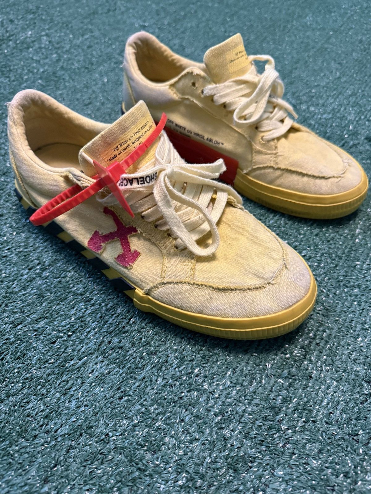 Off-White Low Vulc “Yellow Red”