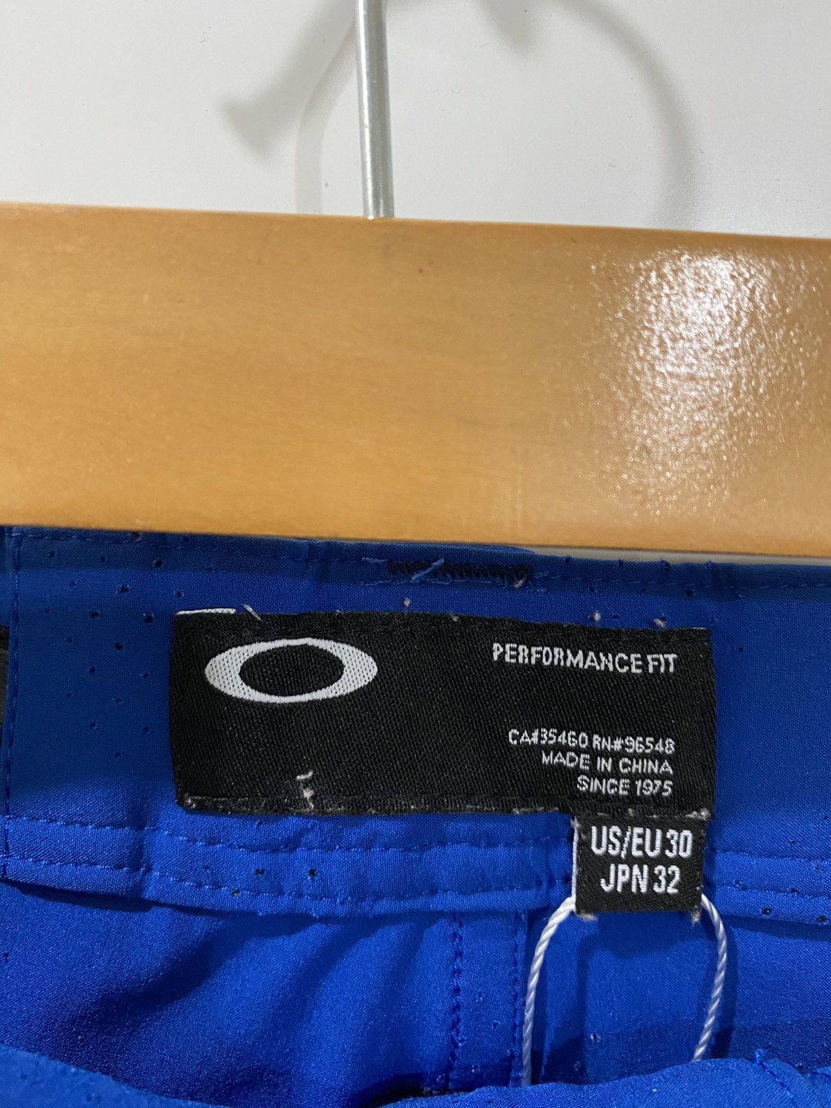 Oakley OAKLEY PERFORMANCE FIT Size US 30 / EU 46 - 5 Thumbnail