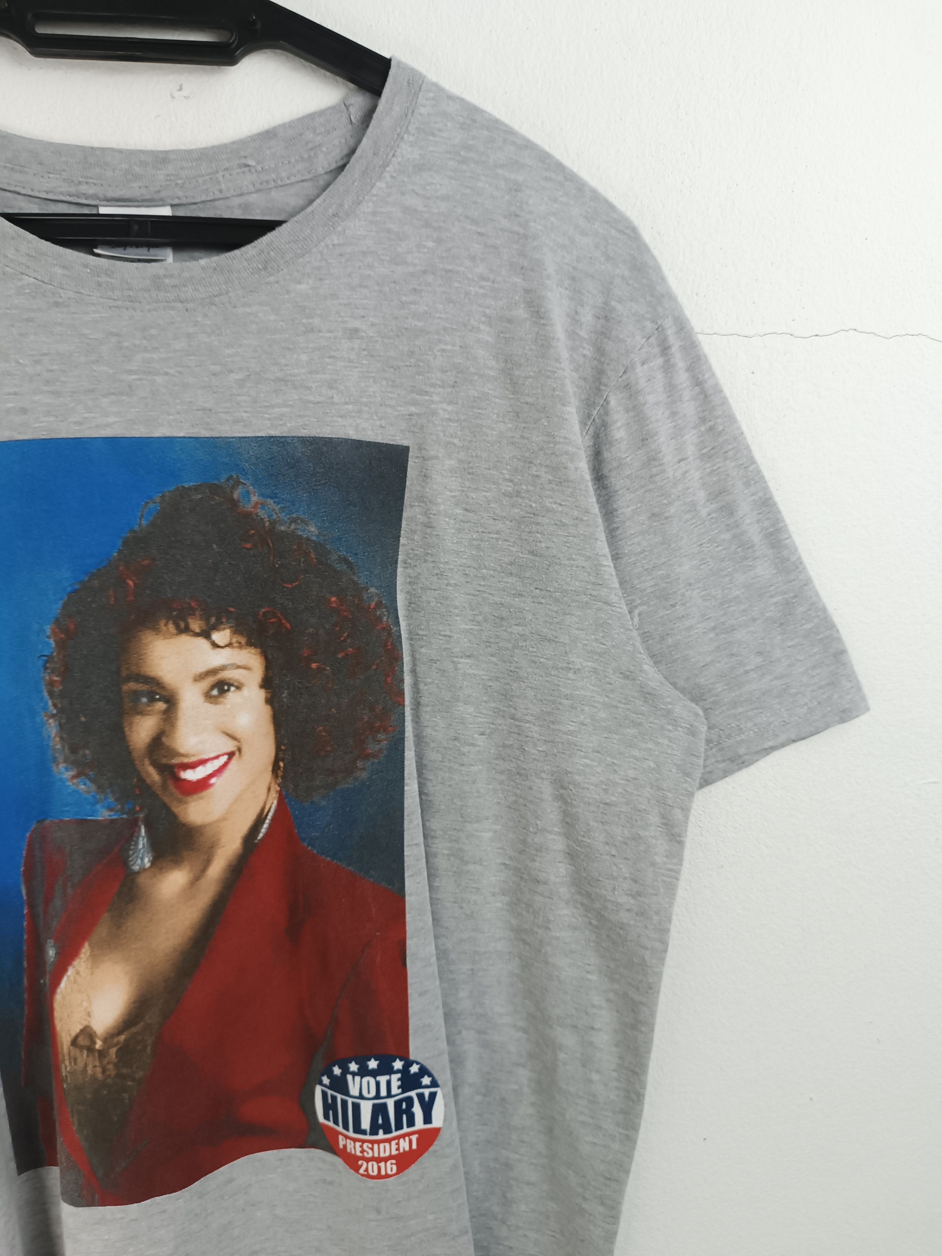 Vintage VINTAGE 2016 VOTE HILLARY ABI OBAMA CAMPAIGN TEE TRUMP ELON Size US L / EU 52-54 / 3 - 6 Thumbnail