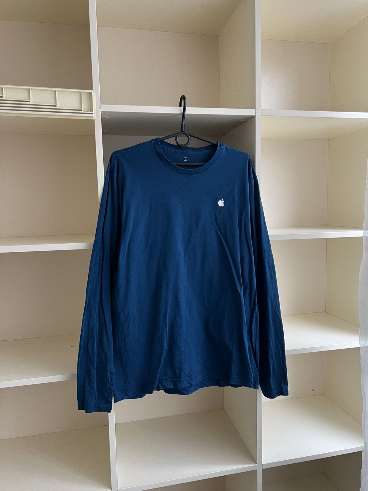 Apple Apple Long Sleeve T-Shirt Size L Size US L / EU 52-54 / 3 - 3 Thumbnail