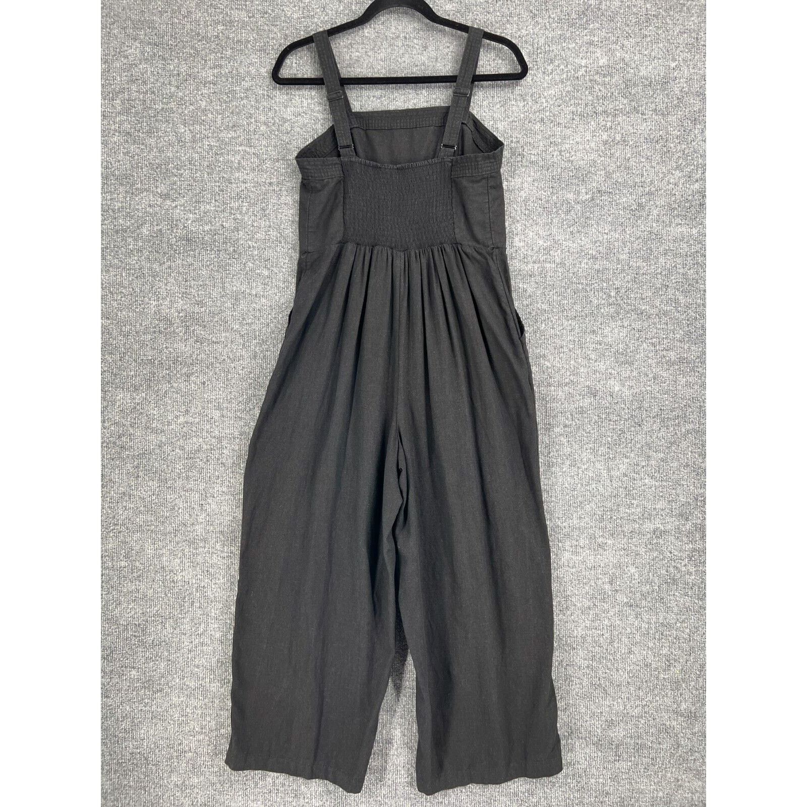 Old Navy Old Navy Jumpsuit Black Linen Blend Wide Leg Smocked Sz M Size 28" / US 6 / IT 42 - 5 Thumbnail