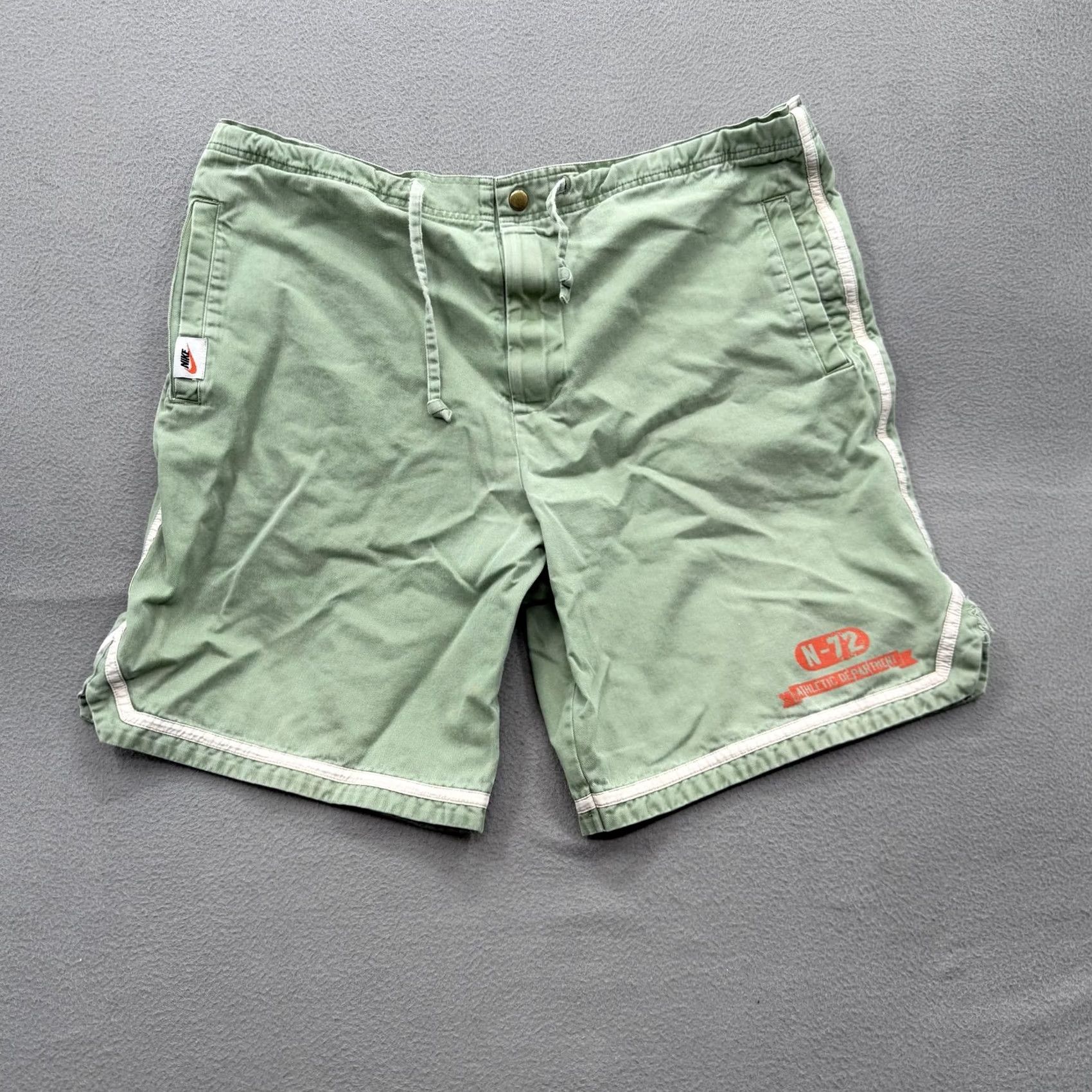 Nike Nike Shorts Mens Large Green NSW N-72 Cotton Track Field Piping Zip Fly Casual Size US 33 - 2 Thumbnail