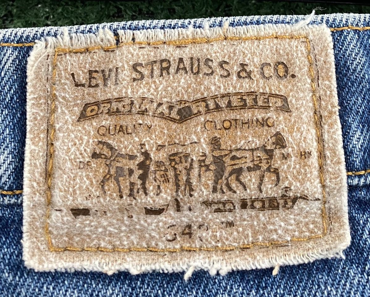 Levi's Vintage 90’s Levi’s 540 Relaxed Fit Brown Tab Jeans 35x28 Size US 35 - 7 Thumbnail