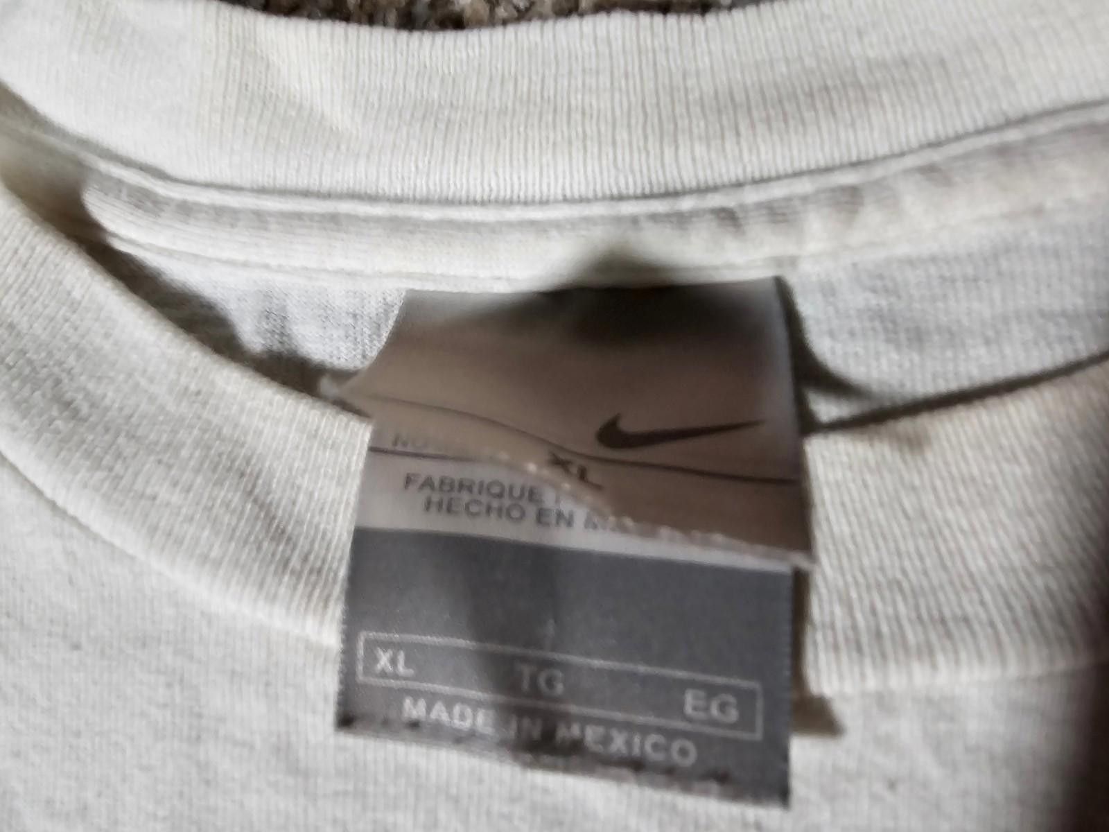 Nike XL White NIKE t-shirt Some Yellowing Size US XL / EU 56 / 4 - 3 Thumbnail