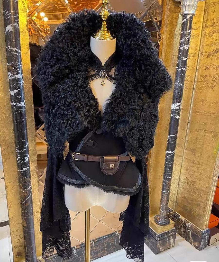 Givenchy Givenchy Gothic Medieval Waist-Cinched Fur Coat Size 36 Size XS / US 0-2 / IT 36-38 - 5 Thumbnail