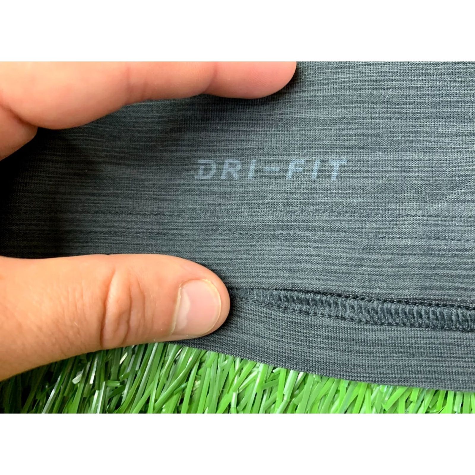 Nike Nike Dri-Fit 2018 Training Shirt Men XL Dark Gray T-Shirt Jersey CrossFit Nike Dri-Fit XL Men Shirt Size US XL / EU 56 / 4 - 4 Thumbnail