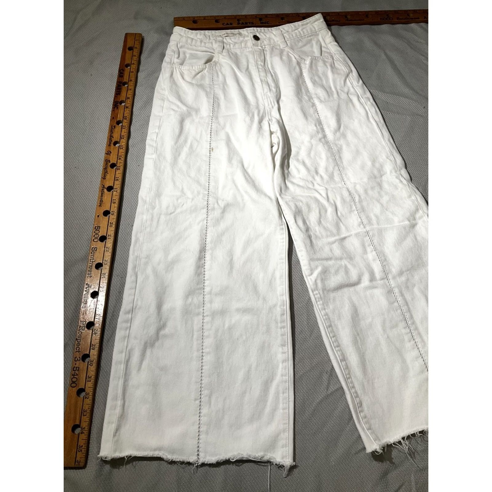 Anthropologie VINTAGE Anthropologie Pilcro And Letterpress Jeans Womens 28 White Wide Leg Crop Boho Size 28" / US 6 / IT 42 - 4 Thumbnail