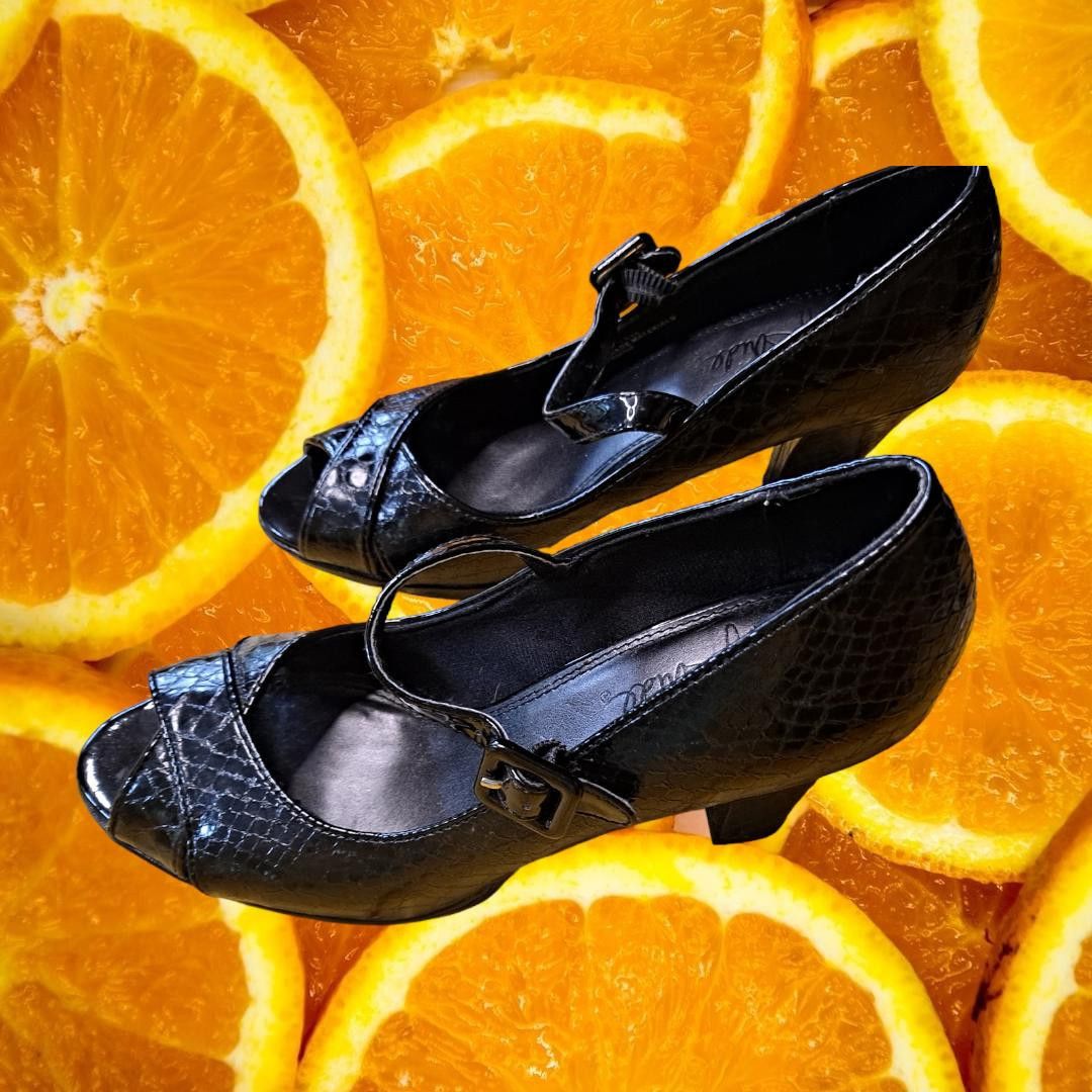 Other Life Stride Black Open Toe Strap Heels Size 7.5 Size US 7.5 / IT 37.5 - 1 Thumbnail