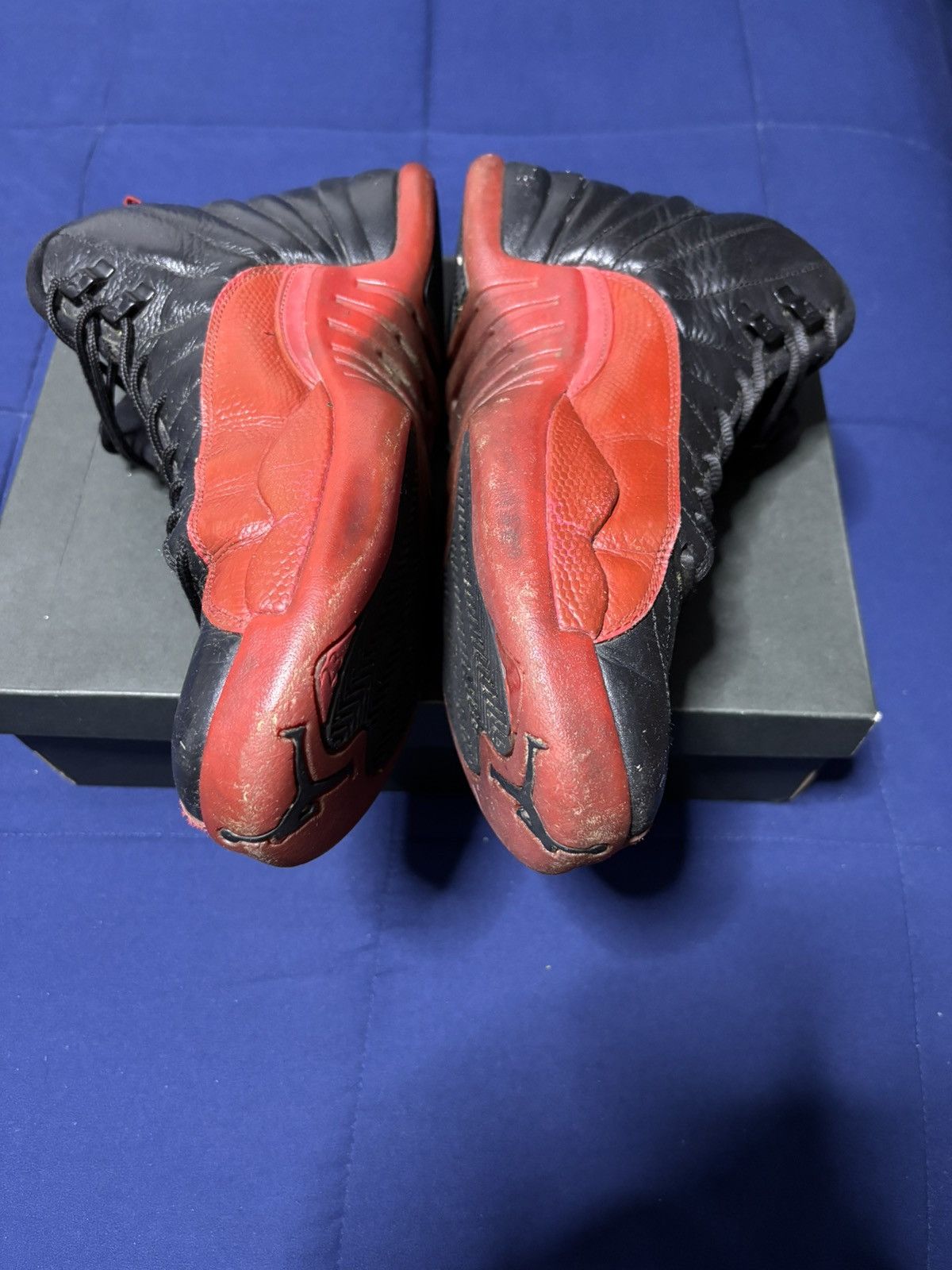 Jordan Brand Jordan 12 Retro Flu Game 2016 Size 11 Size US 11 / EU 44 - 3 Thumbnail
