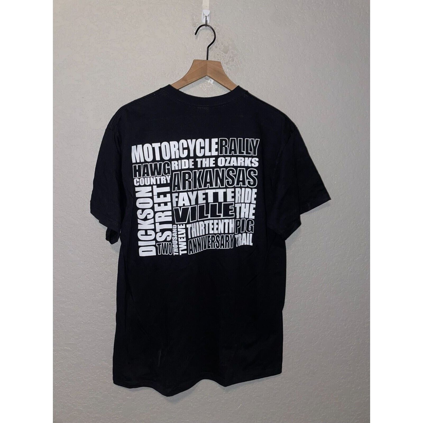 Gildan Arkansas Biker Shirt Fayetteville Motorcycle L Black Tee Size US L / EU 52-54 / 3 - 5 Thumbnail