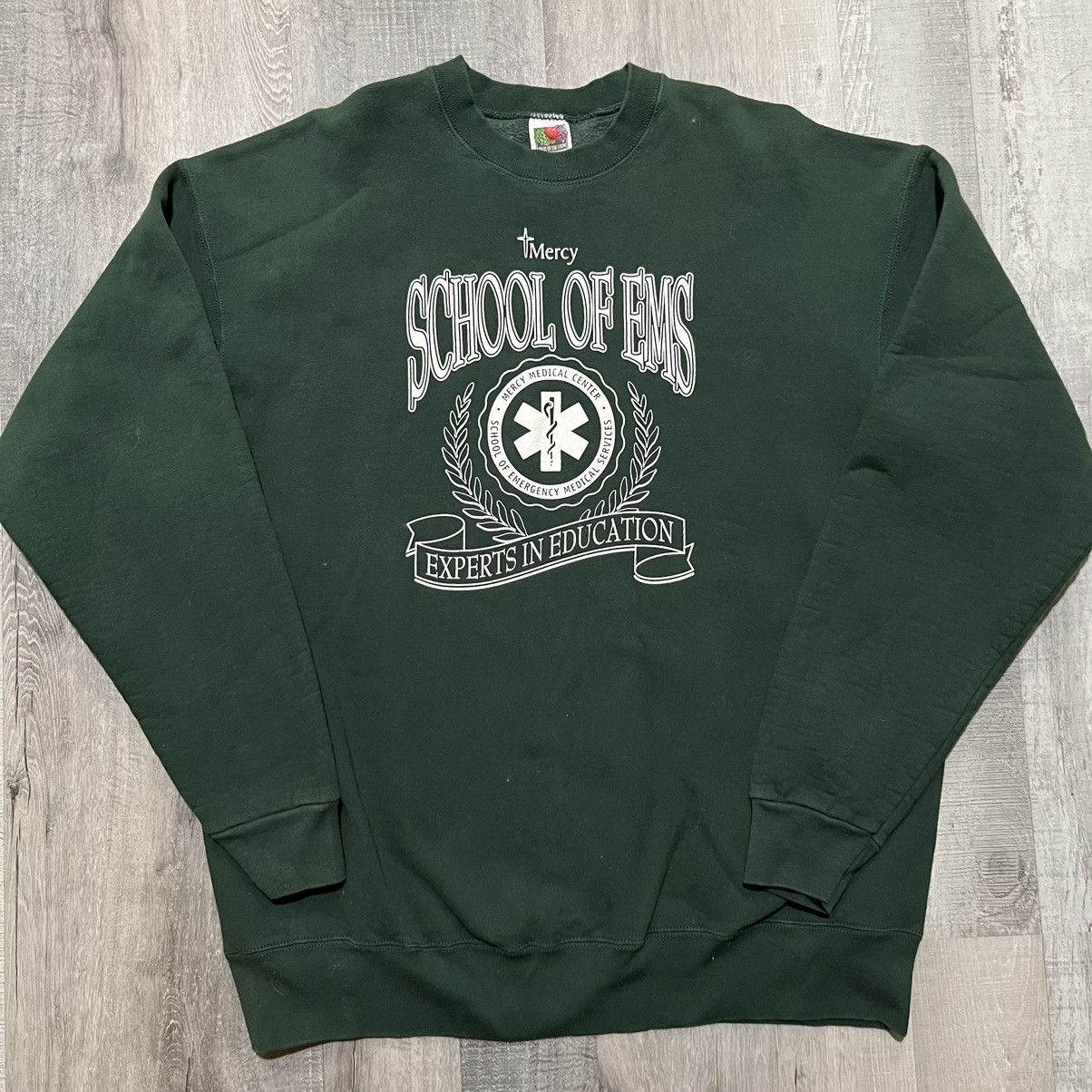 Fruit Of The Loom × Vintage VTG Mercy College School Of EMS Green Y2K College Sweatshirt Size US XXL / EU 58 / 5 - 1 Thumbnail