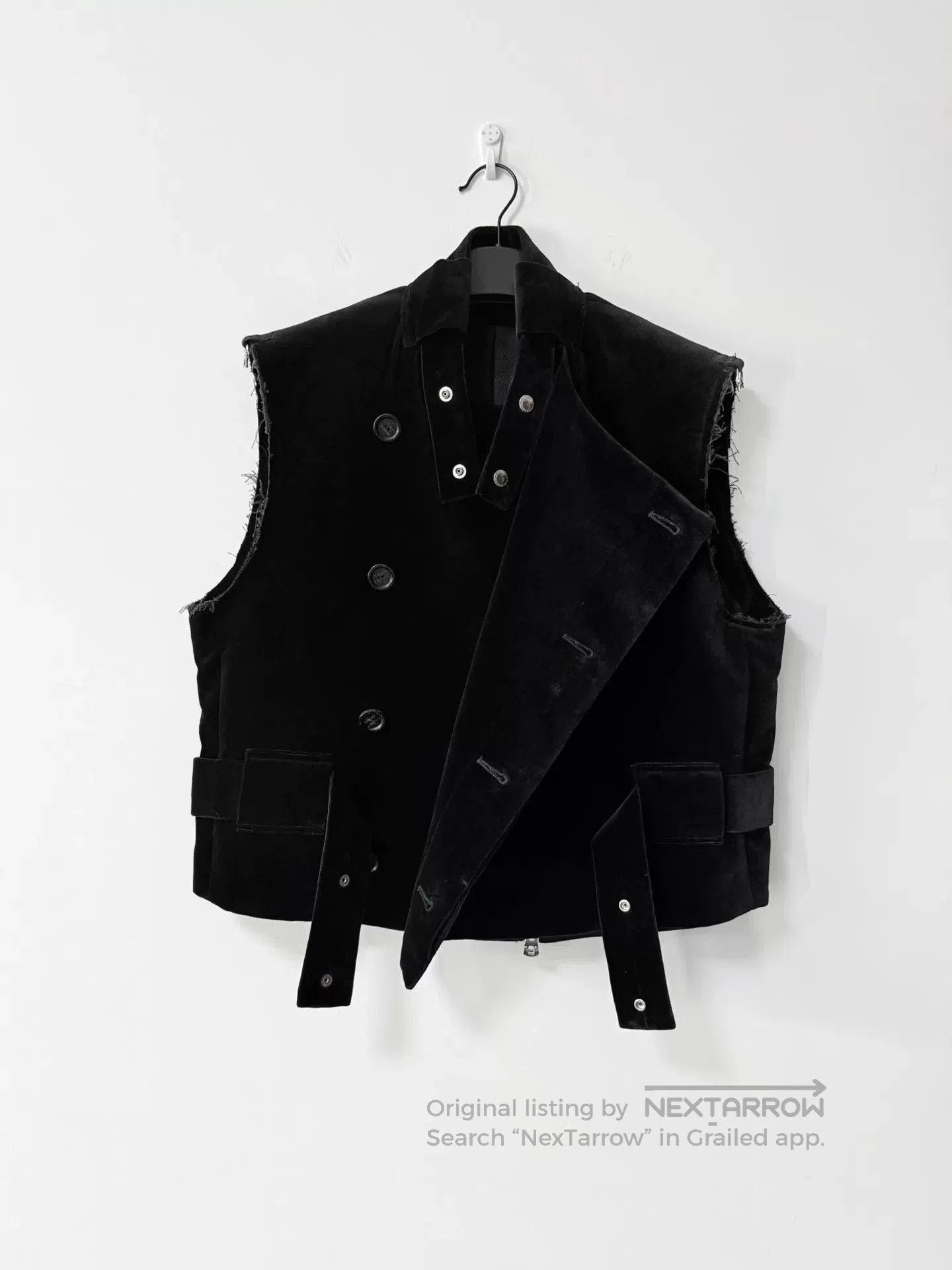 Takahiromiyashita The Soloist. Takahiro Miyashita Velvet Vest. Size US L / EU 52-54 / 3 - 1 Thumbnail