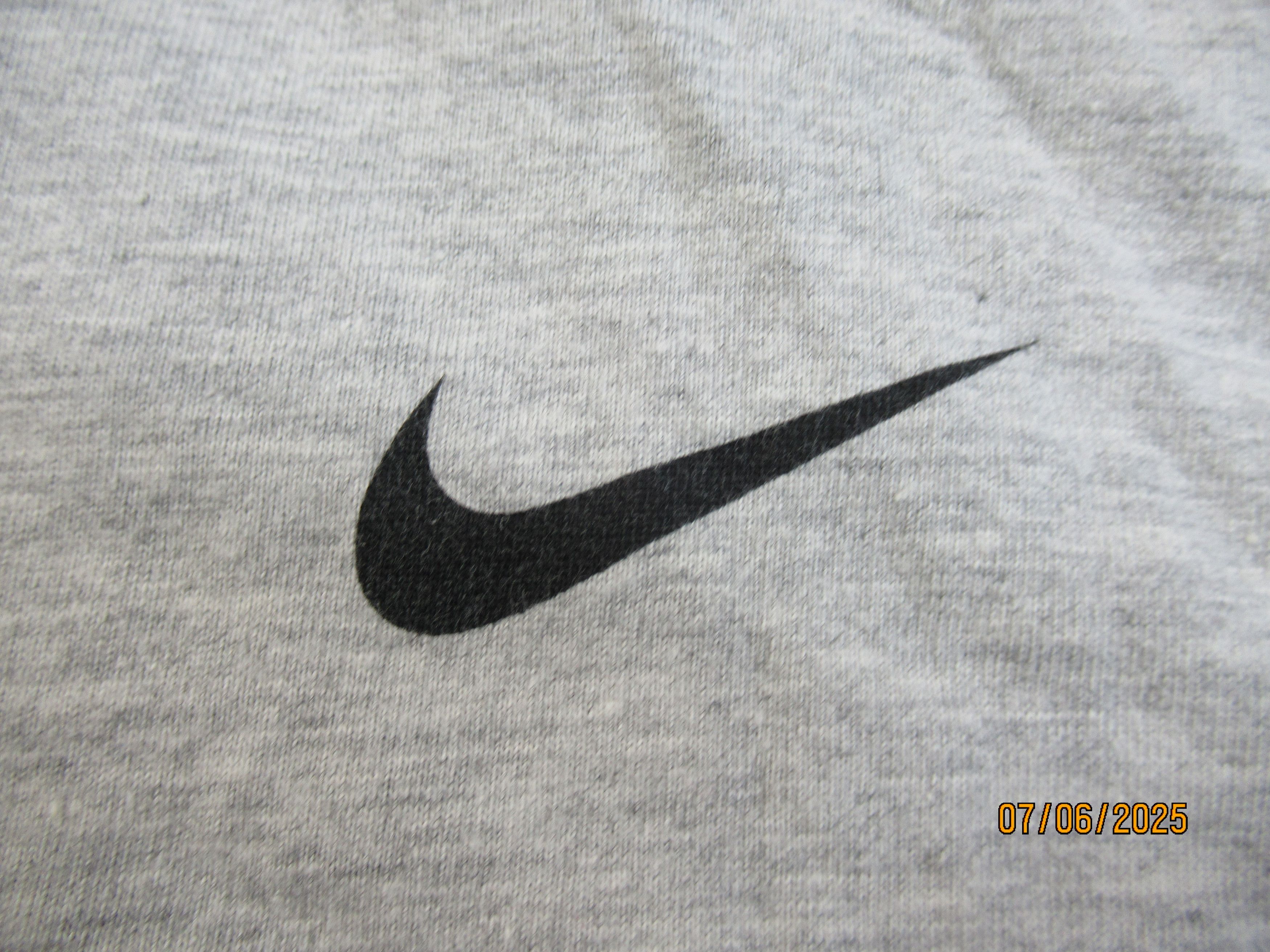 Nike Nike grey t-shirt Size US L / EU 52-54 / 3 - 7 Thumbnail