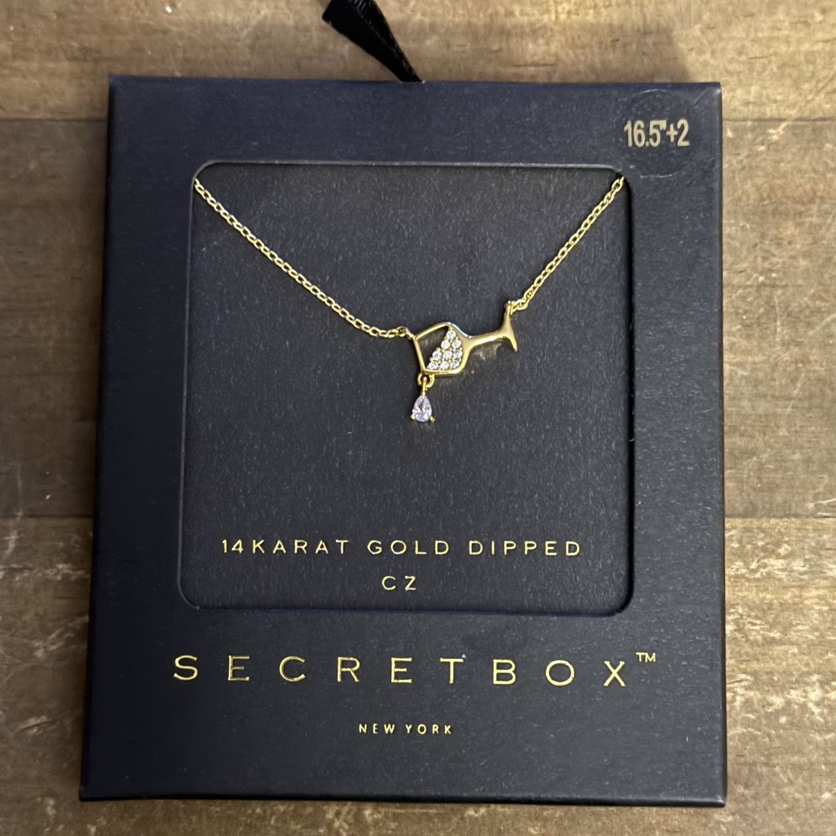 Other Secret Box 14K gold dipped CZ spilling of wine necklace Size ONE SIZE - 3 Thumbnail