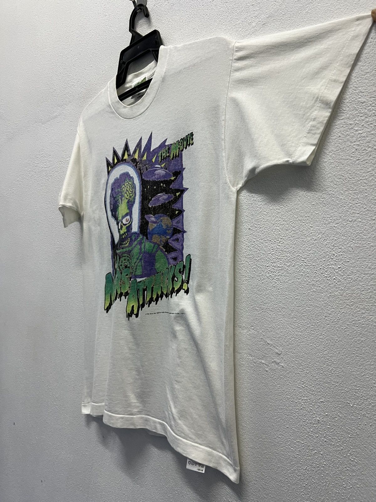 Vintage × Warner Bros VINTAGE 1996 WARNER BROS THE MOVIE MARS ATTACKS SHIRT Size US M / EU 48-50 / 2 - 5 Thumbnail
