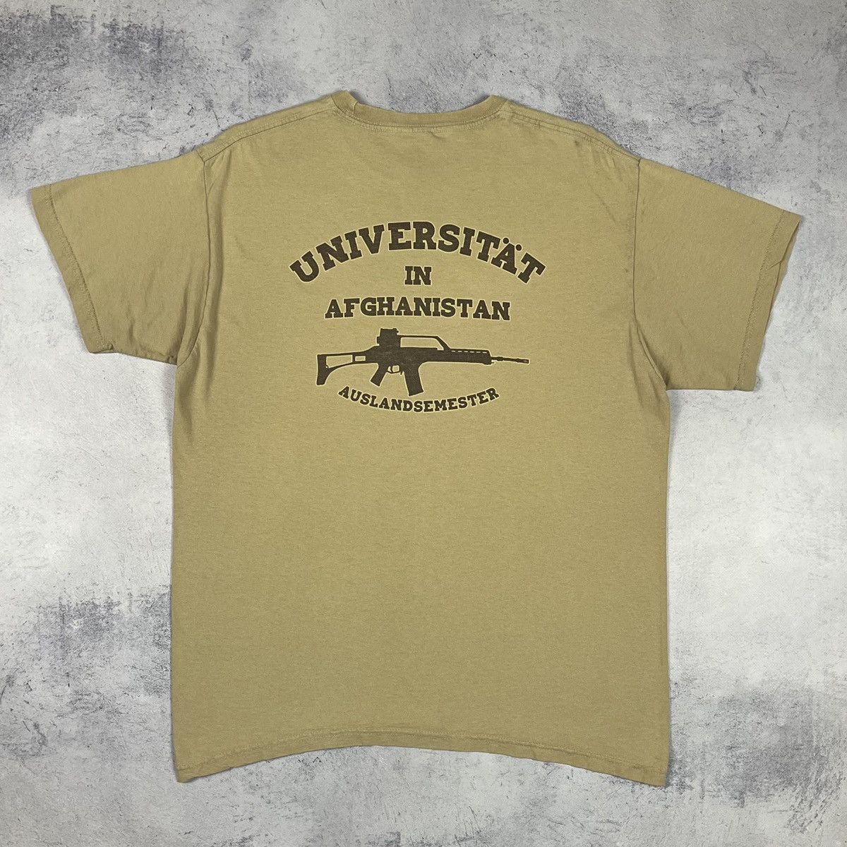 Vintage Vintage University in Afghanistan military AK-47 tee 90’s Size US M / EU 48-50 / 2 - 2 Thumbnail