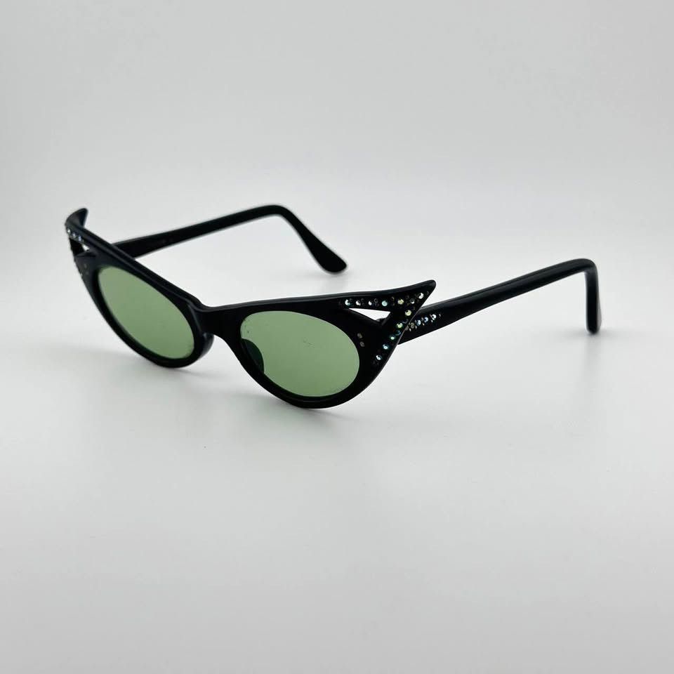 Vintage Vintage CAT EYE Diamond Frame France 1960s’ acetate frame Size ONE SIZE - 2 Thumbnail